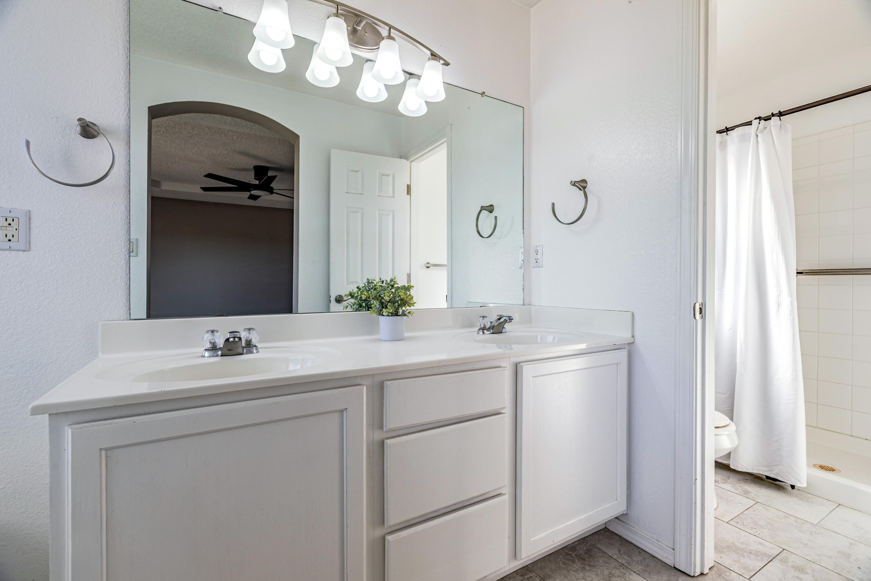 Photo 20 — 6604 Paese Place NW