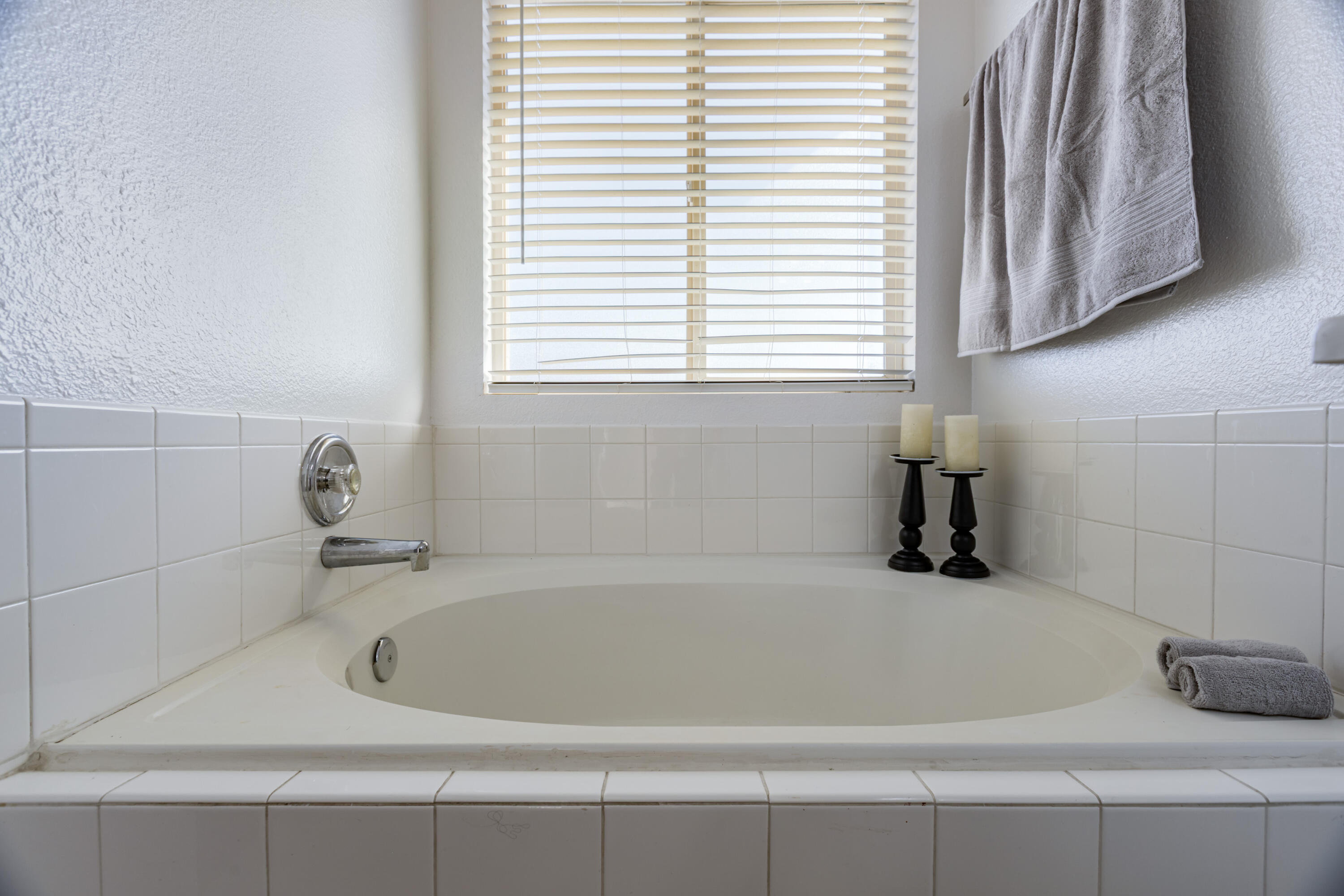 Photo 17 — 6604 Paese Place NW