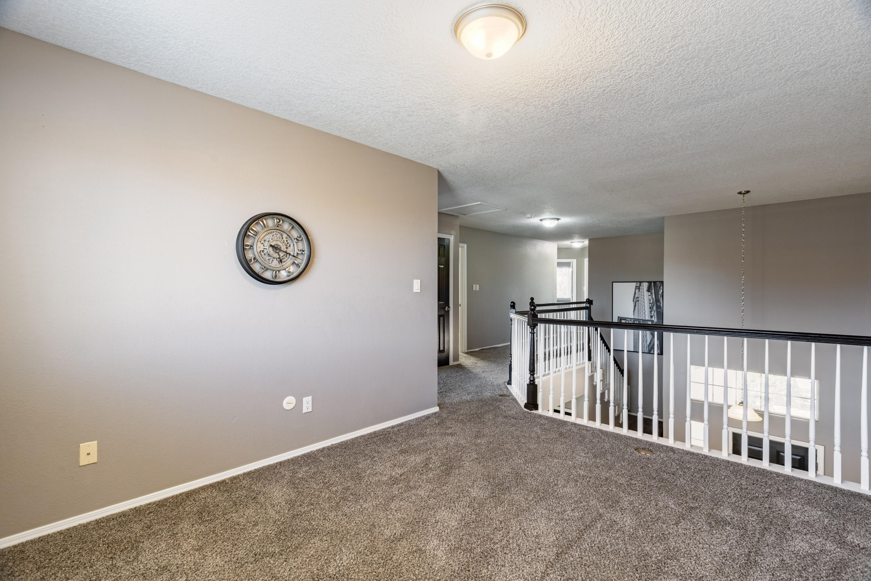 Photo 7 — 6604 Paese Place NW