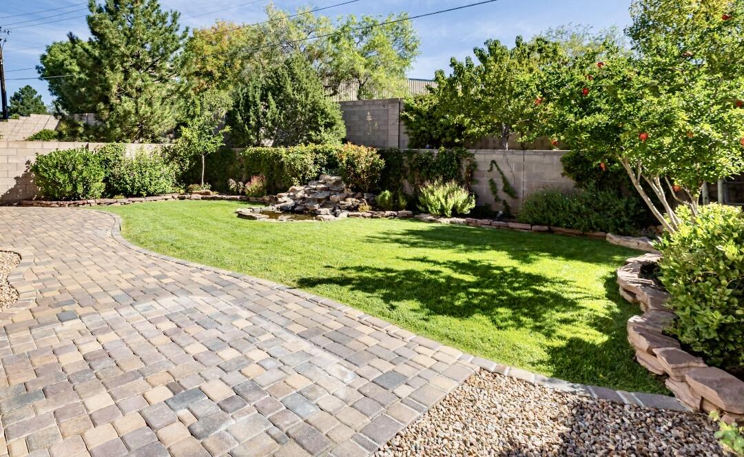 Photo 2 — 1424 Vinca Trail NE