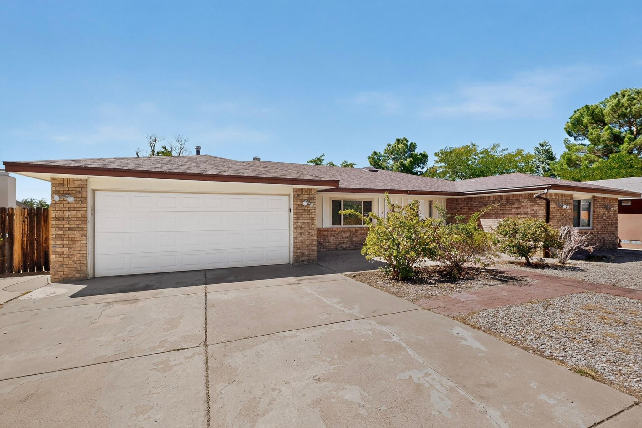 Photo 2 — 1617 Cedar Ridge Drive NE
