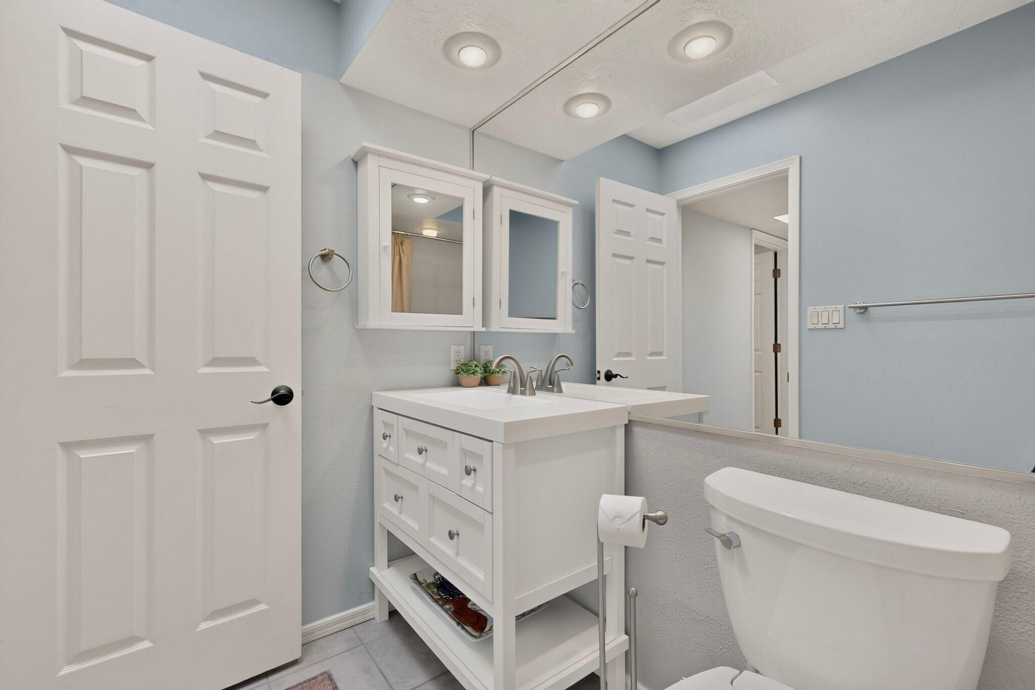Photo 10 — 8233 Countrywood Road NE