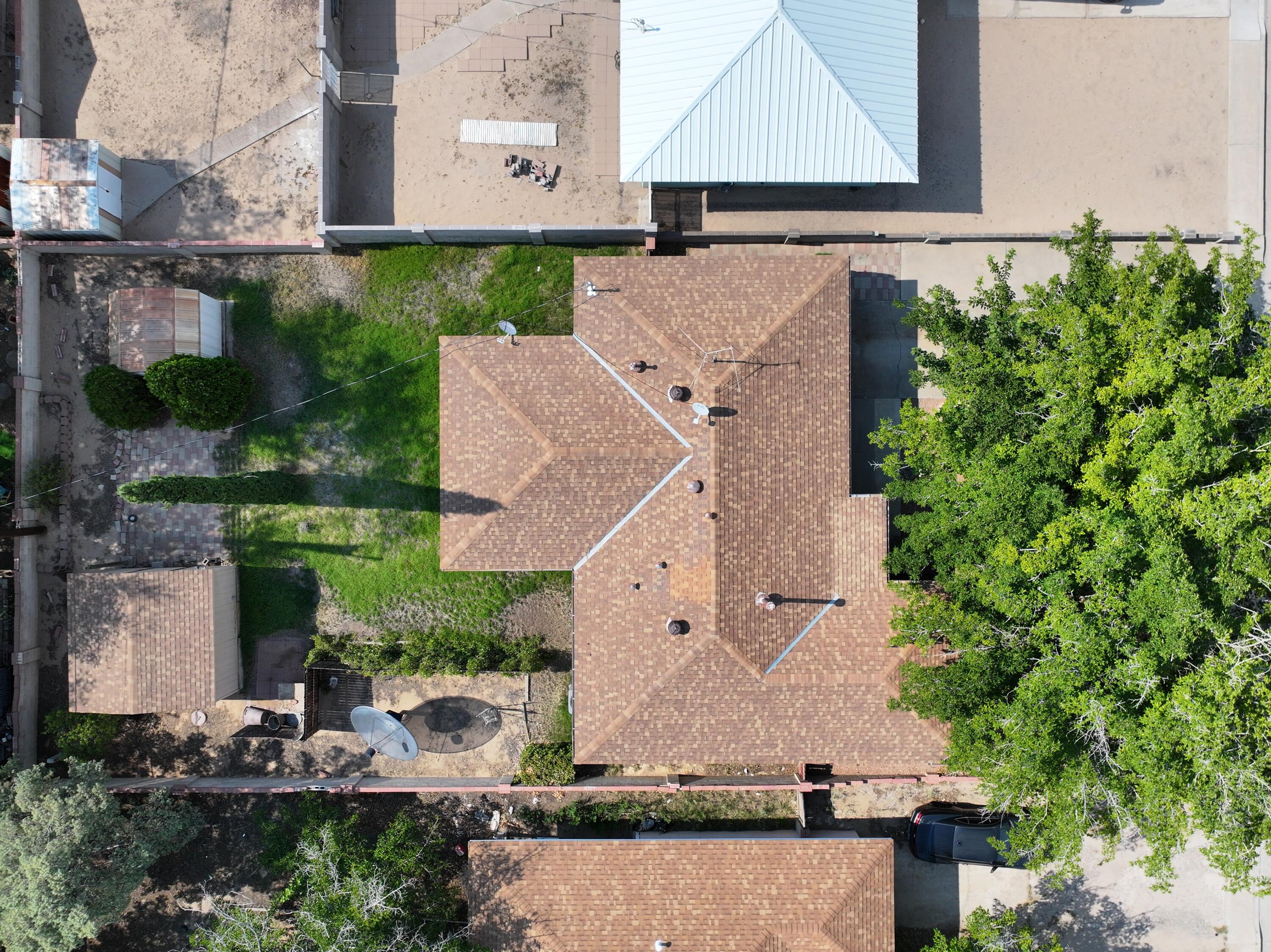 Photo 15 — 309 Estancia Drive NW