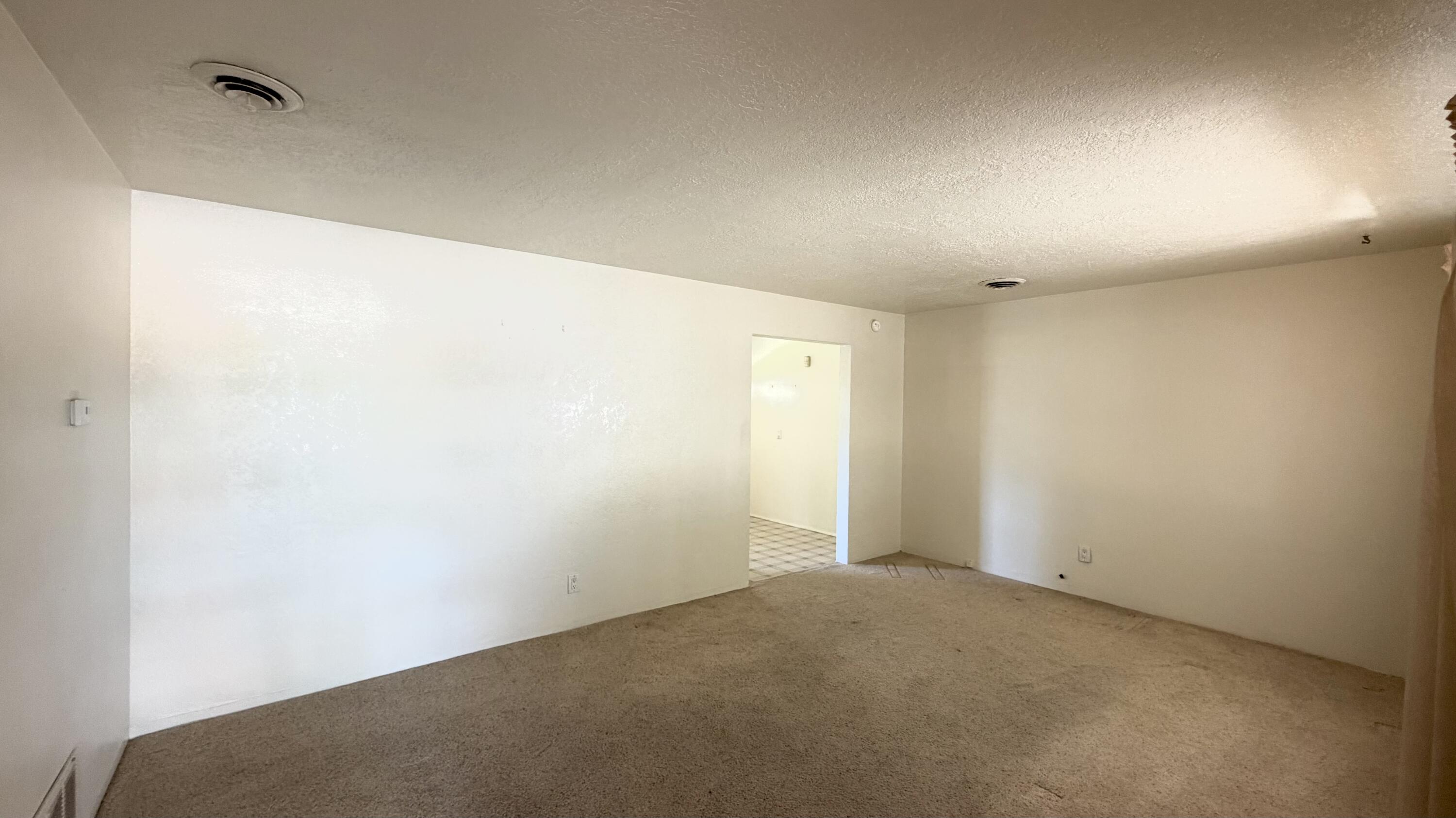 Photo 20 — 309 Estancia Drive NW