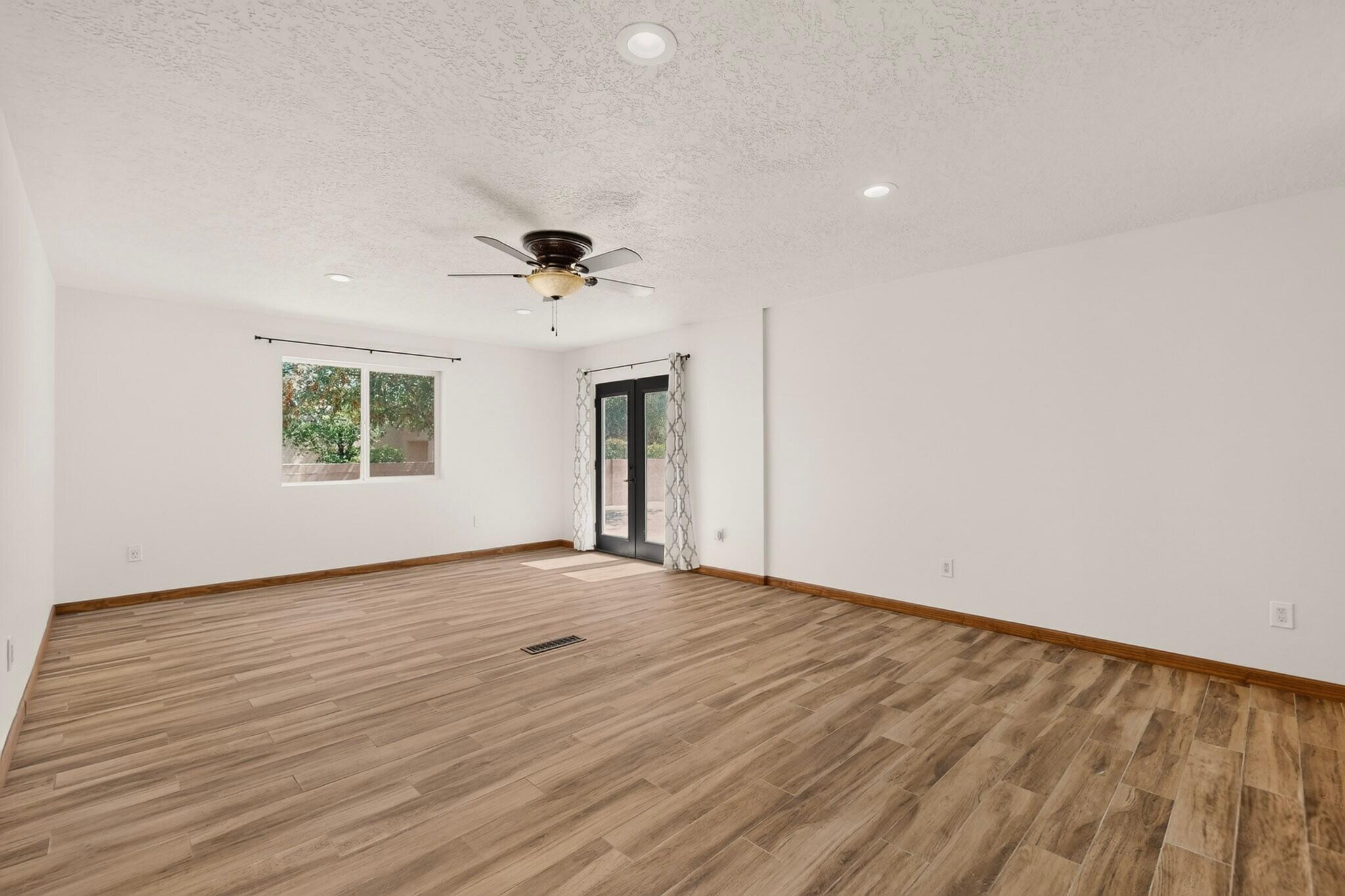 Photo 16 — 5812 Morgan Lane NW