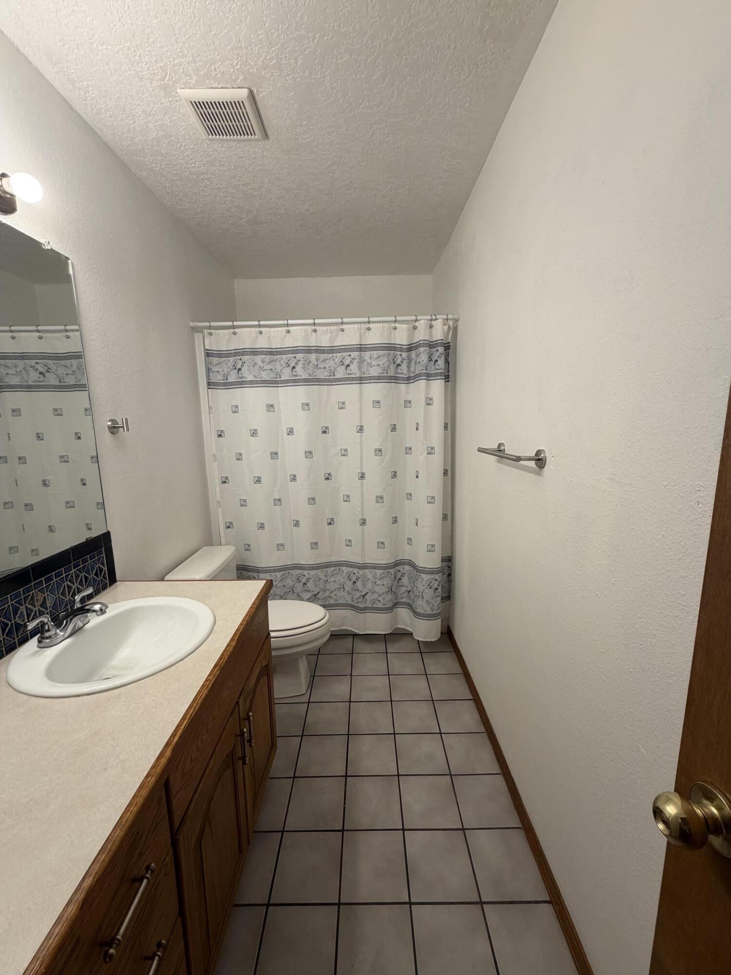 Photo 8 — 7561 Richmond Hill Road NW