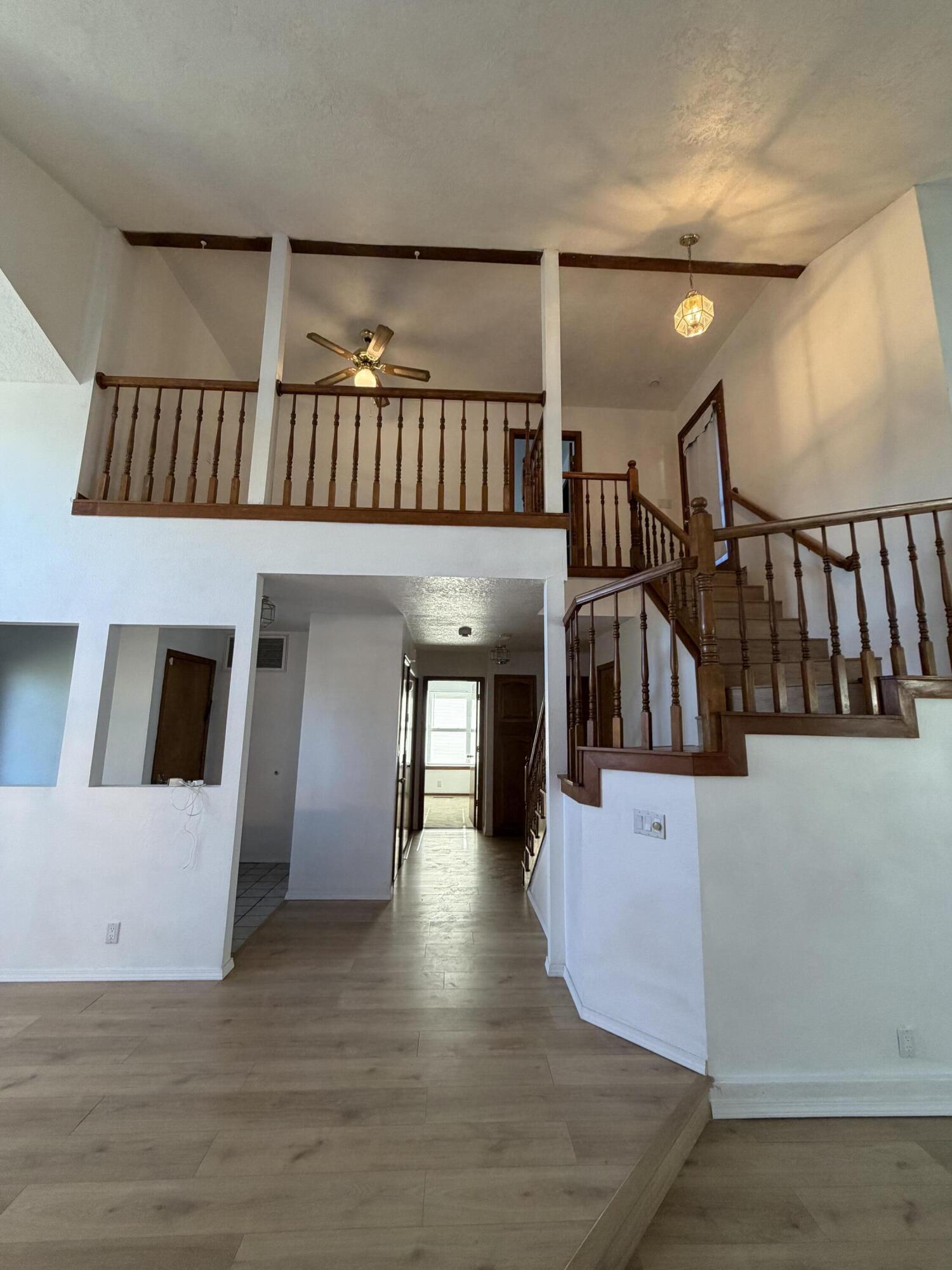Photo 9 — 7561 Richmond Hill Road NW