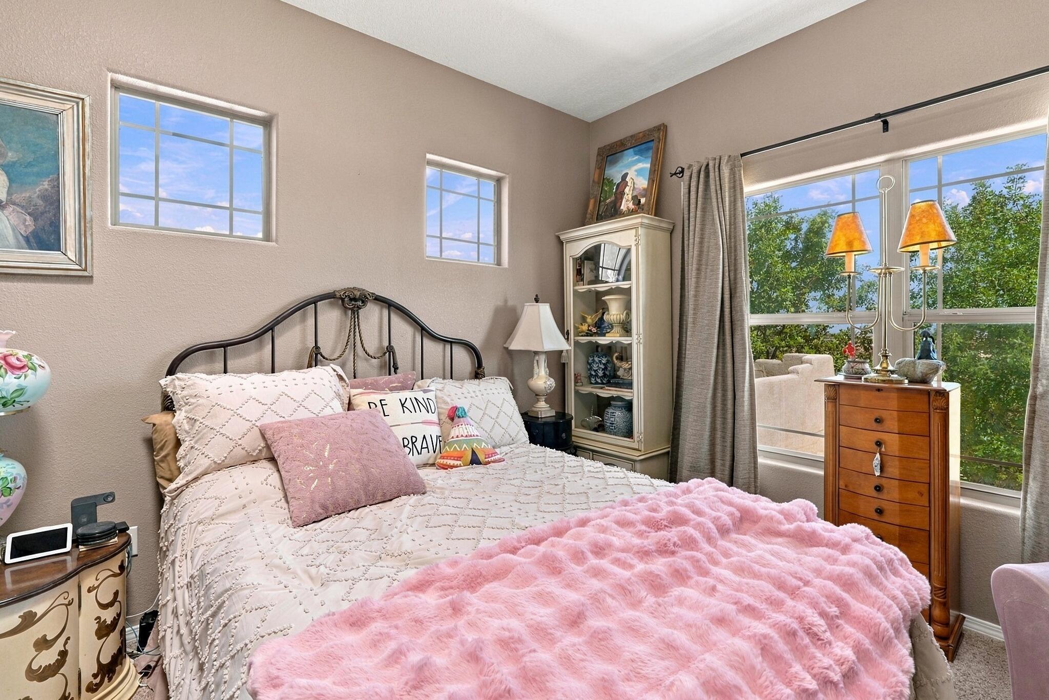 Photo 10 — 608 3rd Street SW