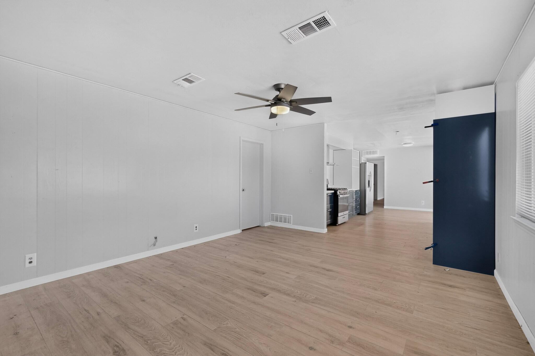 Photo 2 — 3701 Naples Street NE