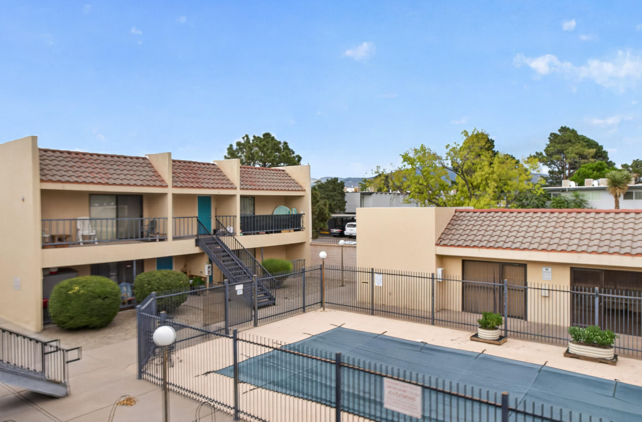 Photo 3 — 1025 Valencia Drive SE APT 16