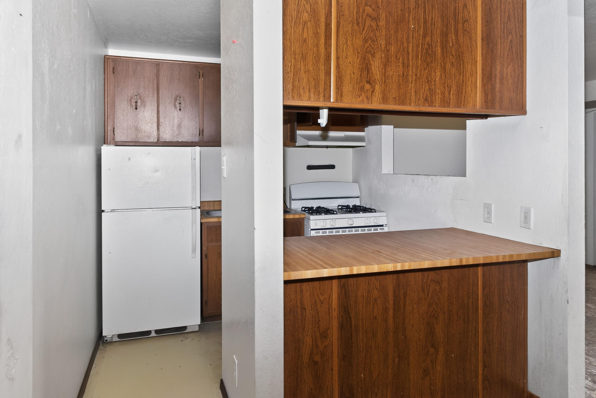 Photo 12 — 1025 Valencia Drive SE APT 16