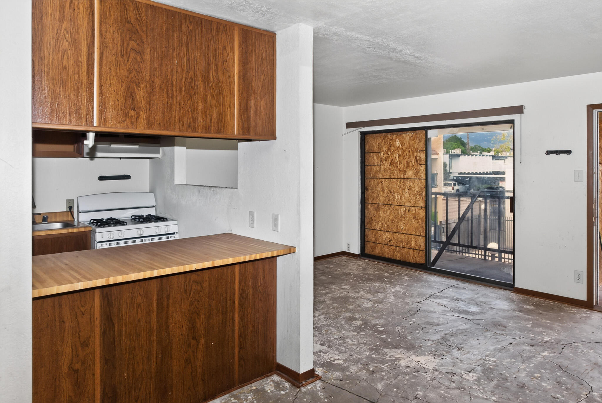 Photo 13 — 1025 Valencia Drive SE APT 16