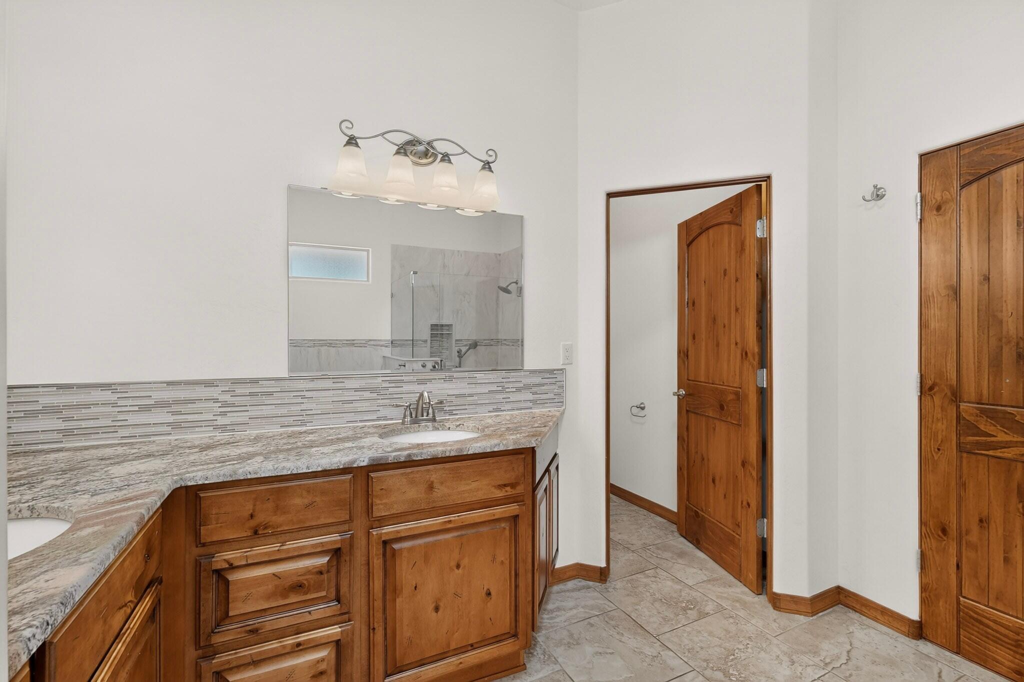 Photo 12 — 423 Cenaroca Court NE