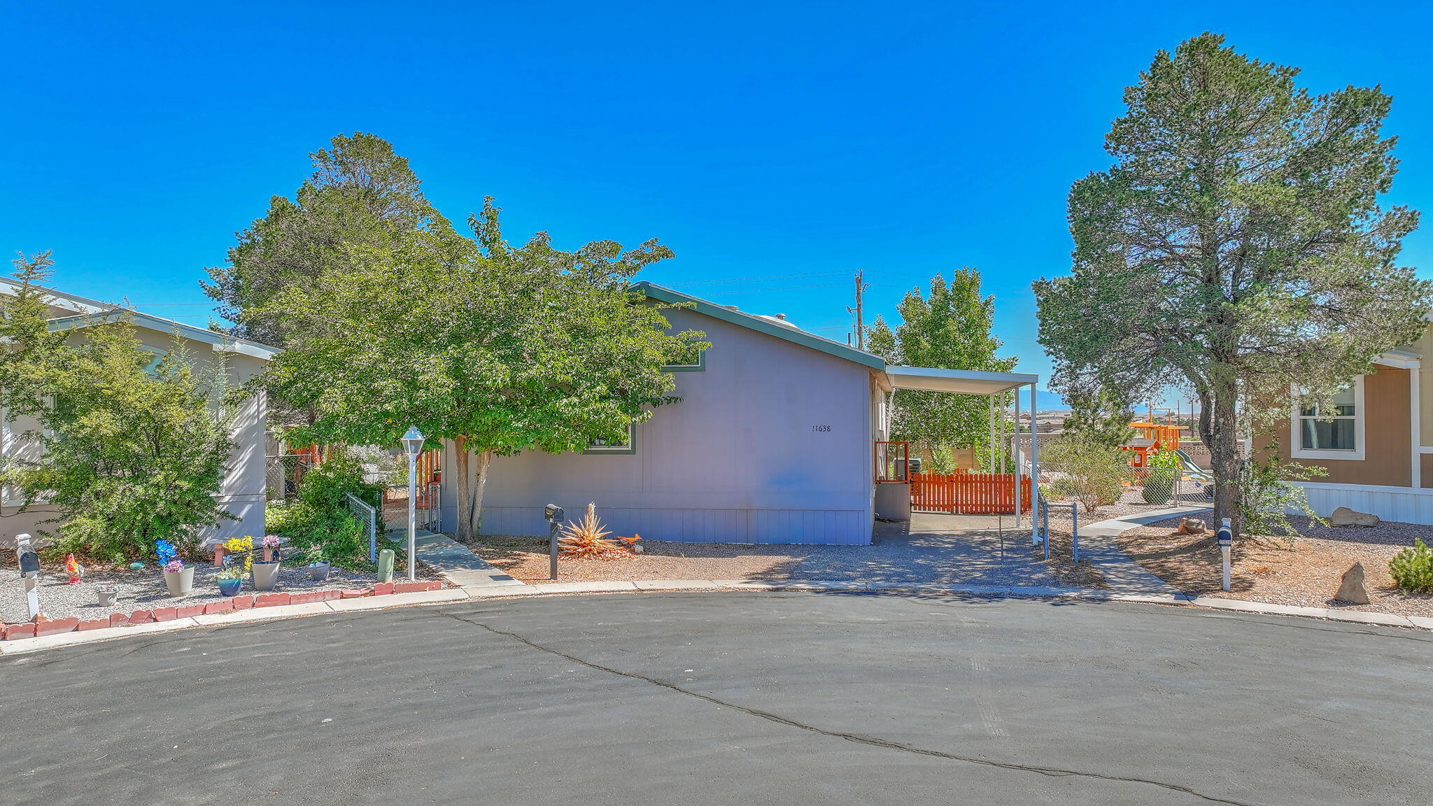 Photo 14 — 11638 Wild Horse Trail SE