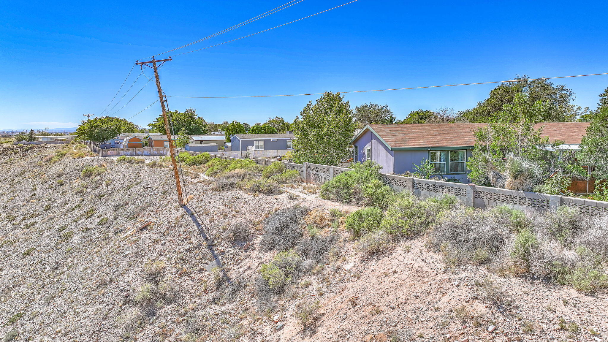 Photo 4 — 11638 Wild Horse Trail SE