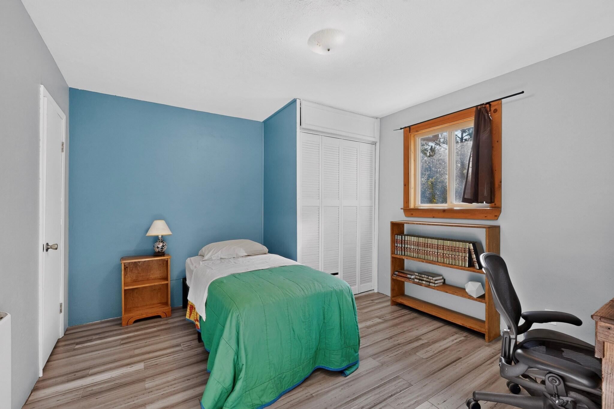 Photo 9 — 1511 San Lorenzo Avenue NW