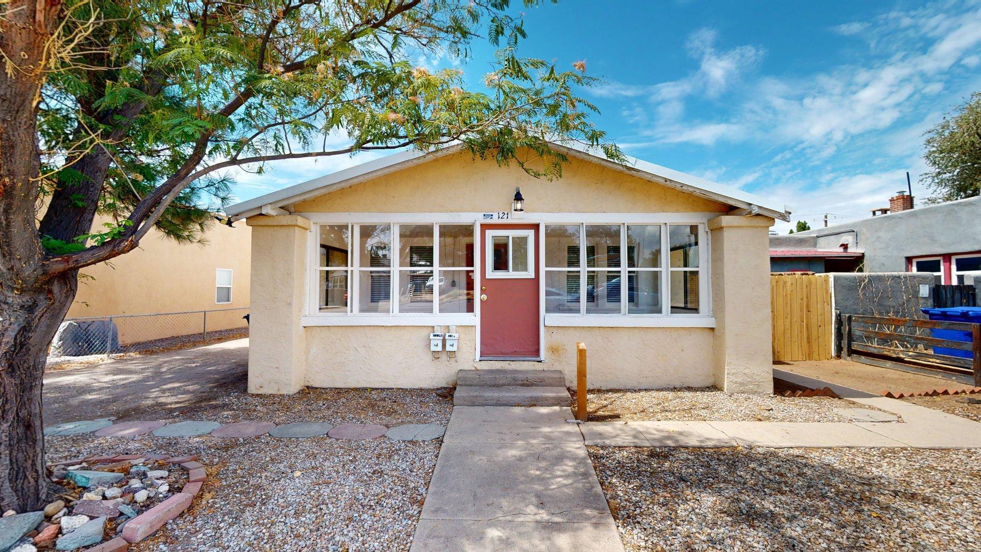 121 Princeton Drive SE, Albuquerque, NM 87106