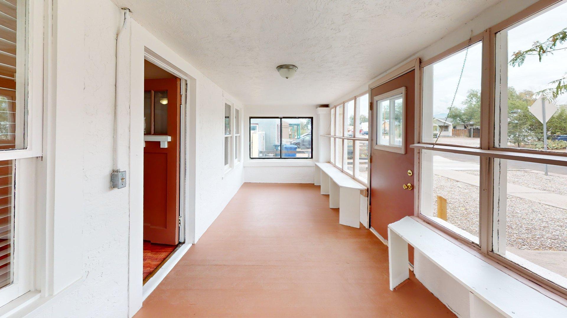Photo 9 — 121 Princeton Drive SE