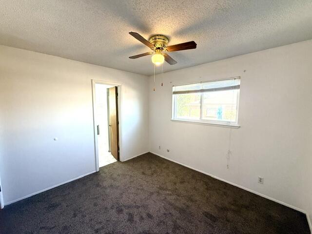 Photo 3 — 11916 Euclid Court NE