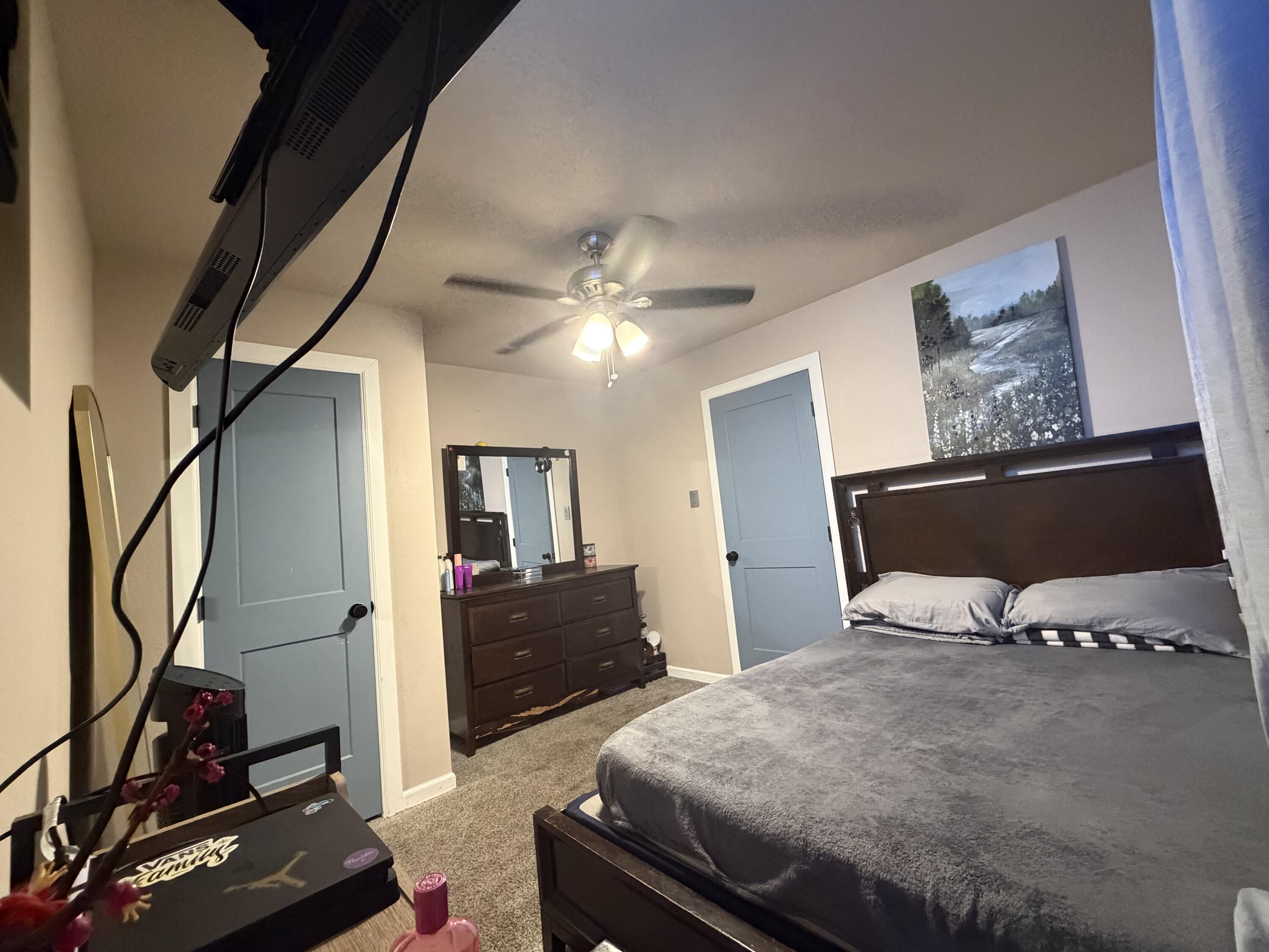 Photo 6 — 5504 Palomino Drive NW
