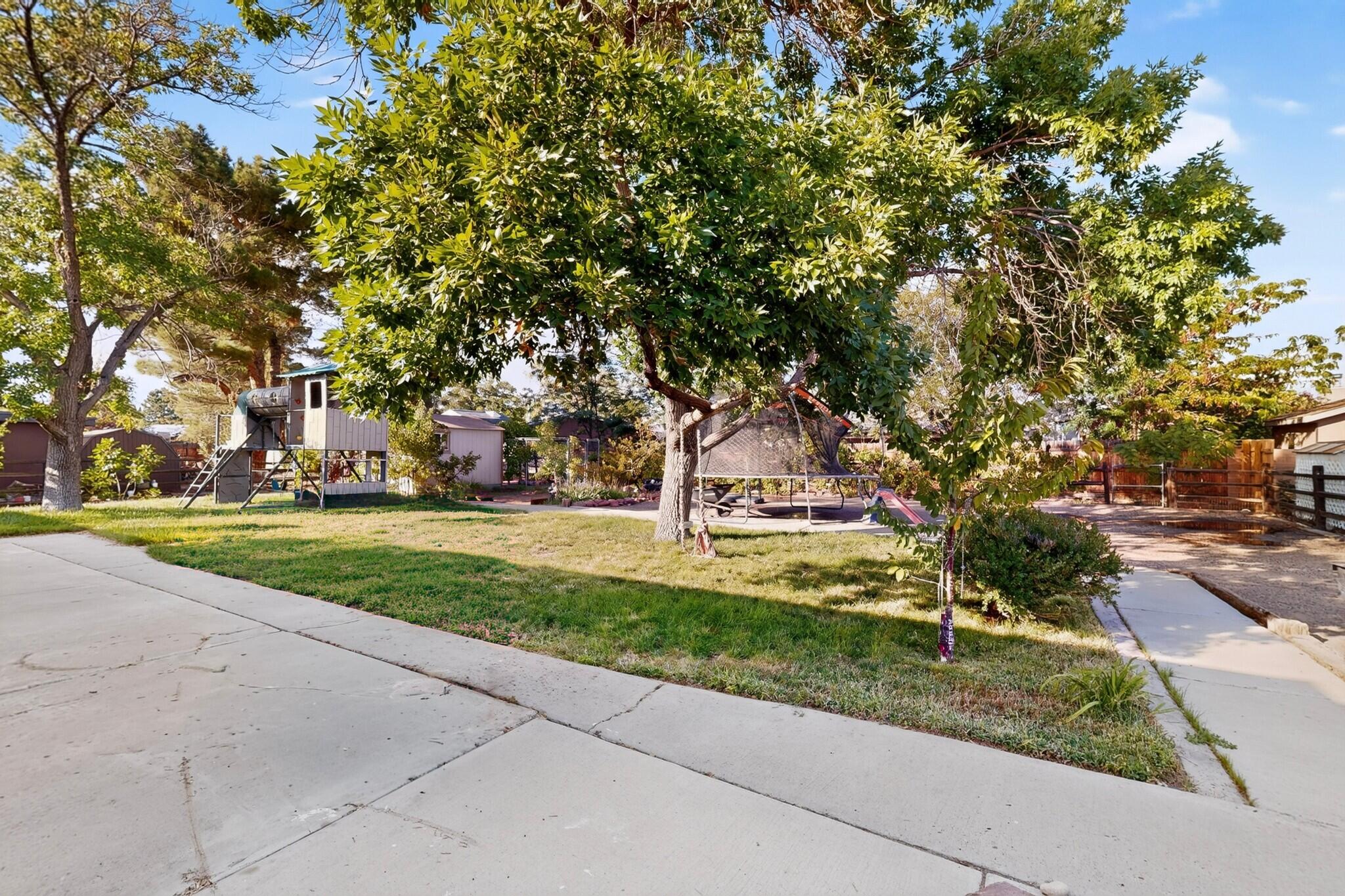 Photo 7 — 5504 Palomino Drive NW