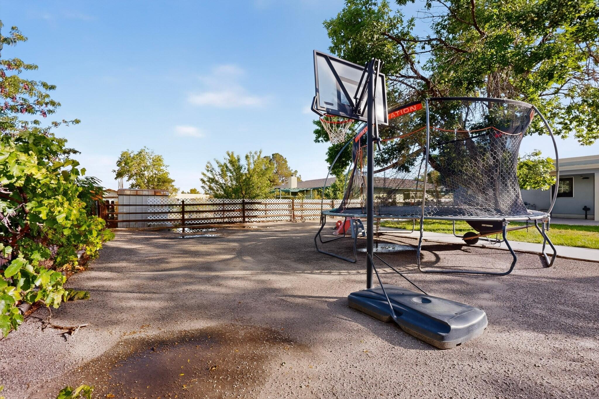 Photo 3 — 5504 Palomino Drive NW