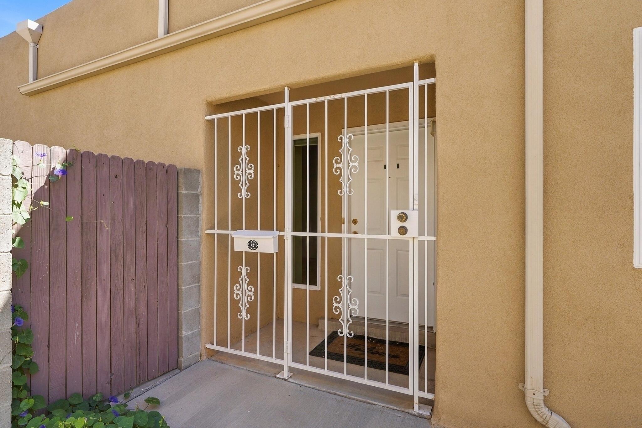 Photo 10 — 11235 Campo Del Oso Avenue NE