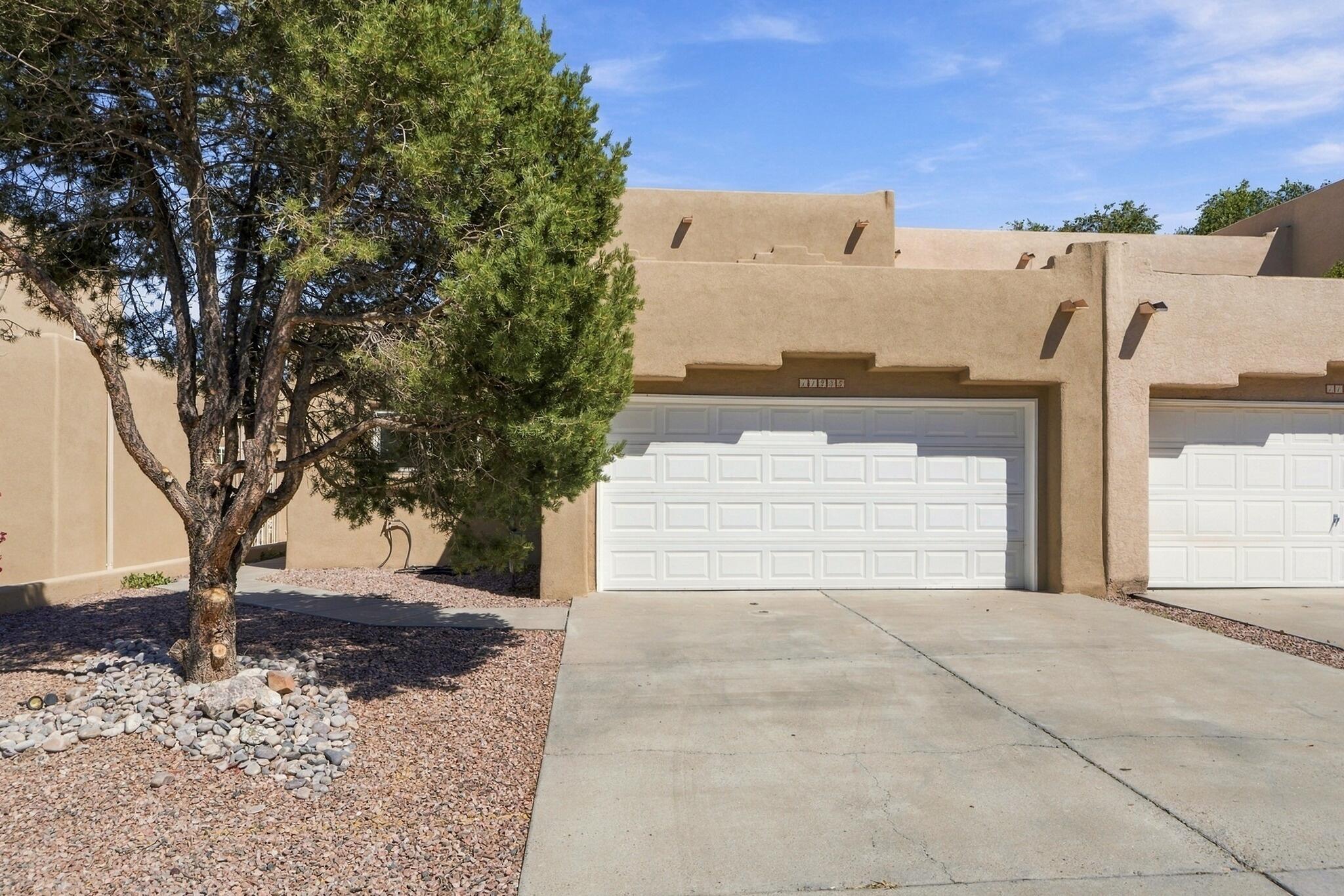 Photo 13 — 11235 Campo Del Oso Avenue NE