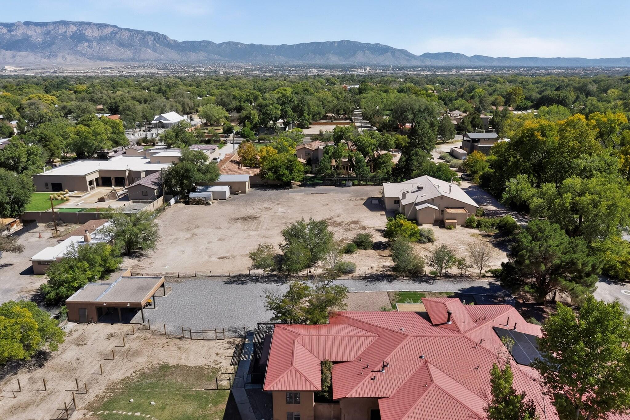 Photo 4 — 8901 Rio Grande Boulevard NW