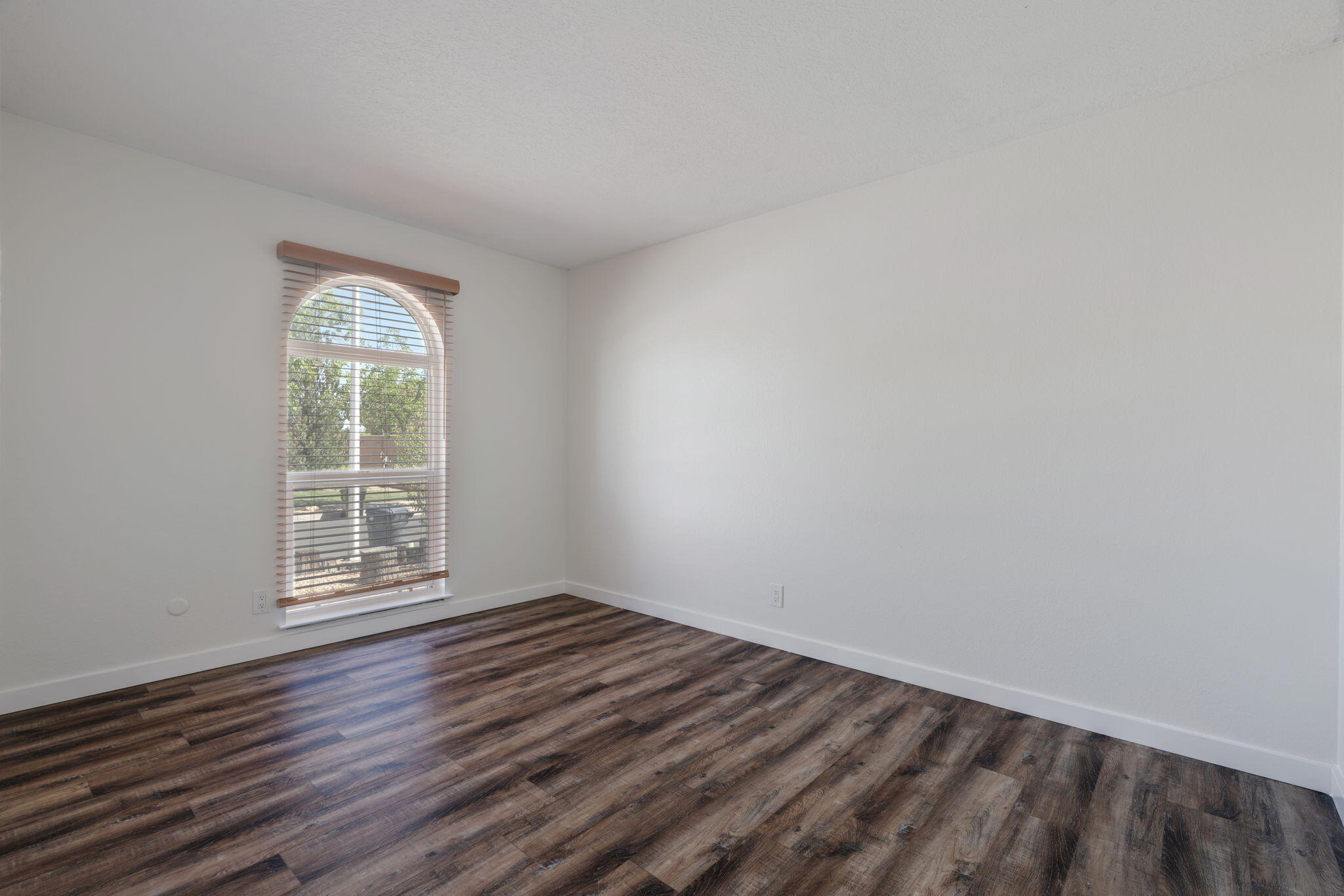 Photo 2 — 7201 Hearth Drive NW