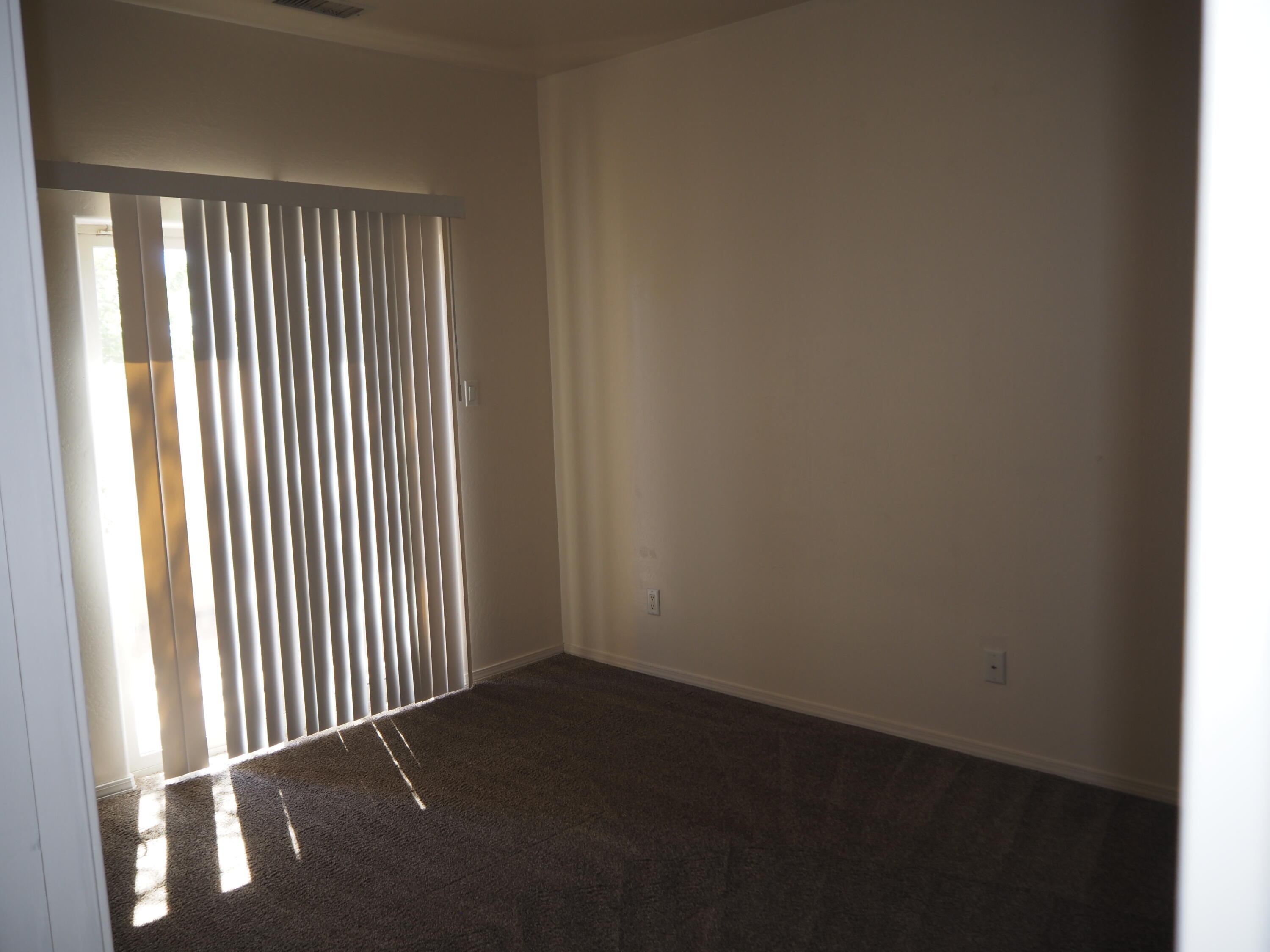 Photo 3 — 3031 W Southern Boulevard SE C