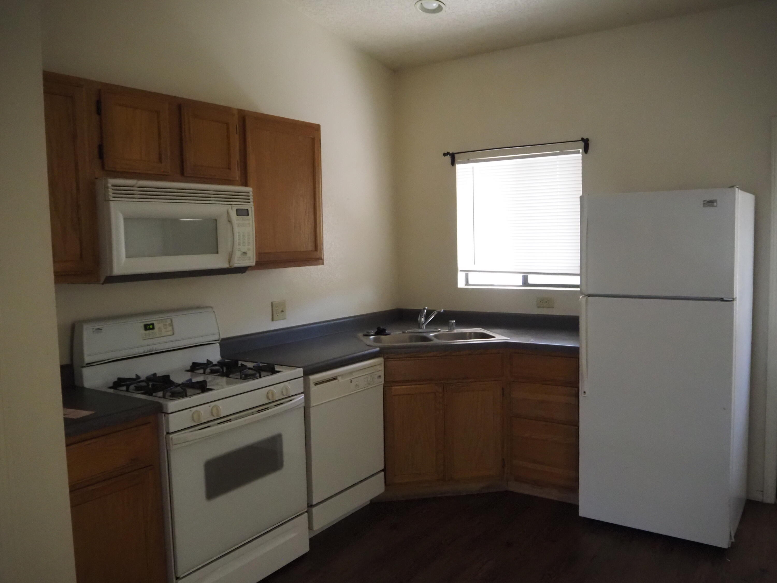 Photo 5 — 4256 Sabana Loop SE C