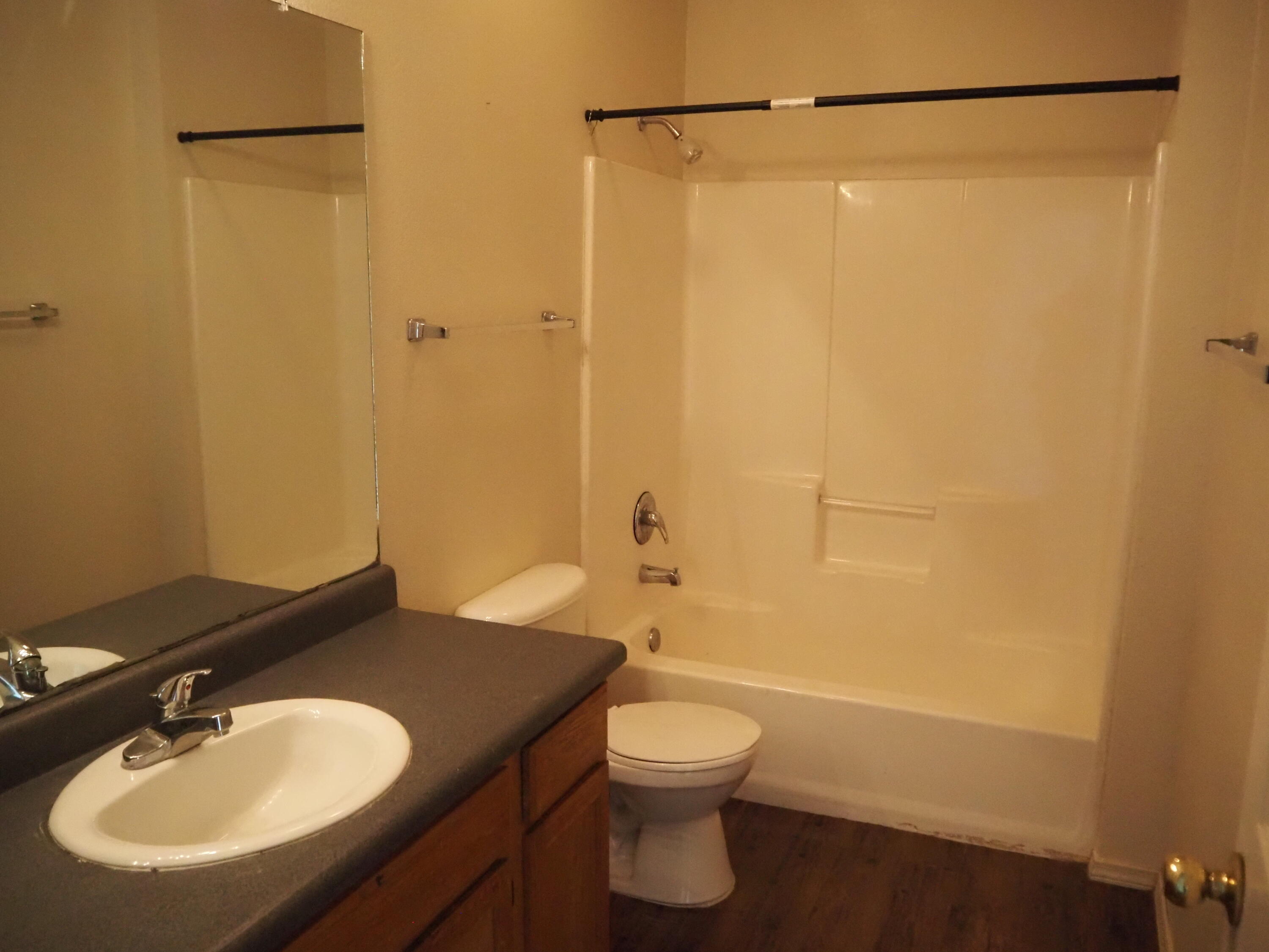 Photo 7 — 4256 Sabana Loop SE C
