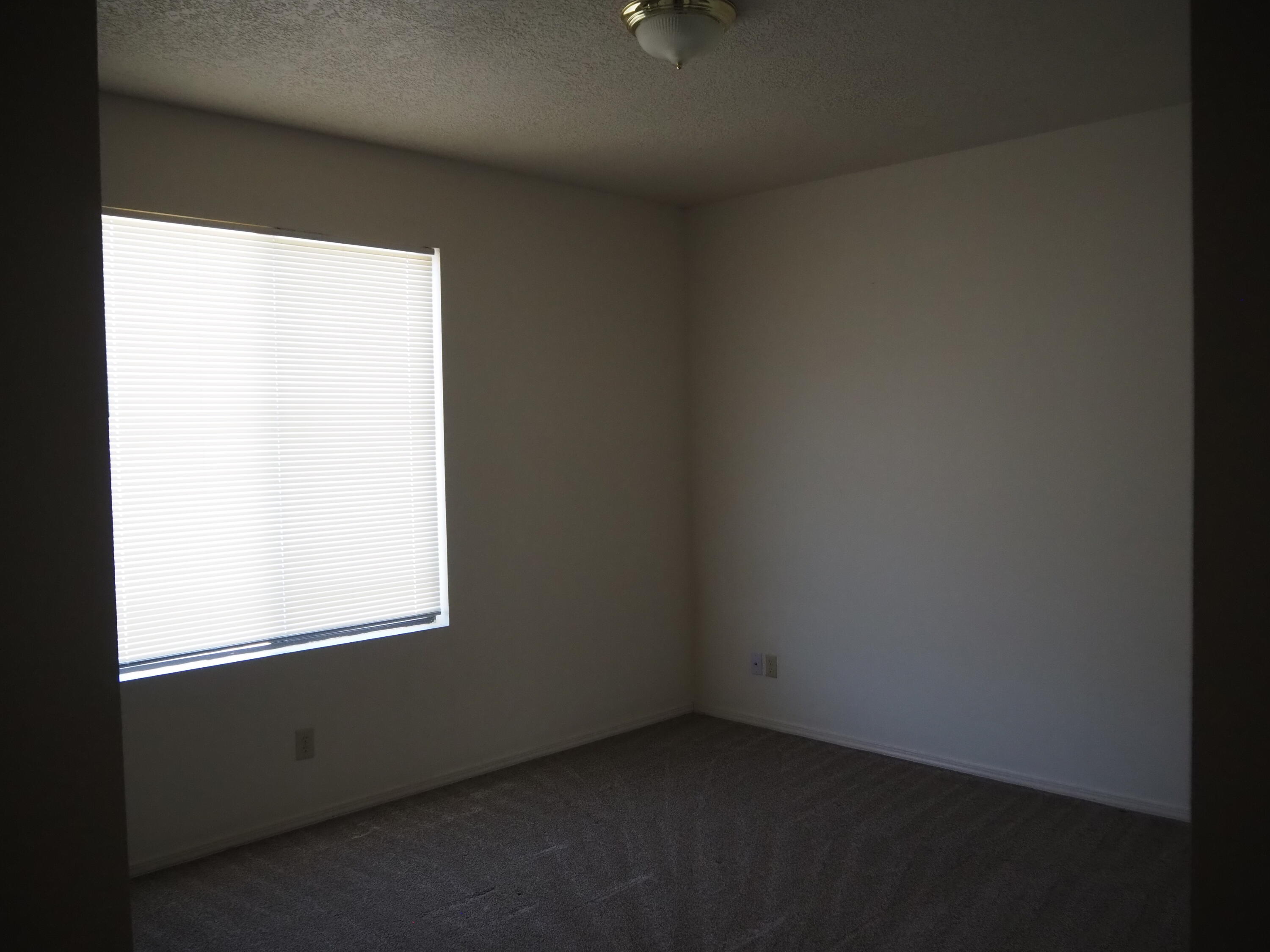 Photo 9 — 4256 Sabana Loop SE C