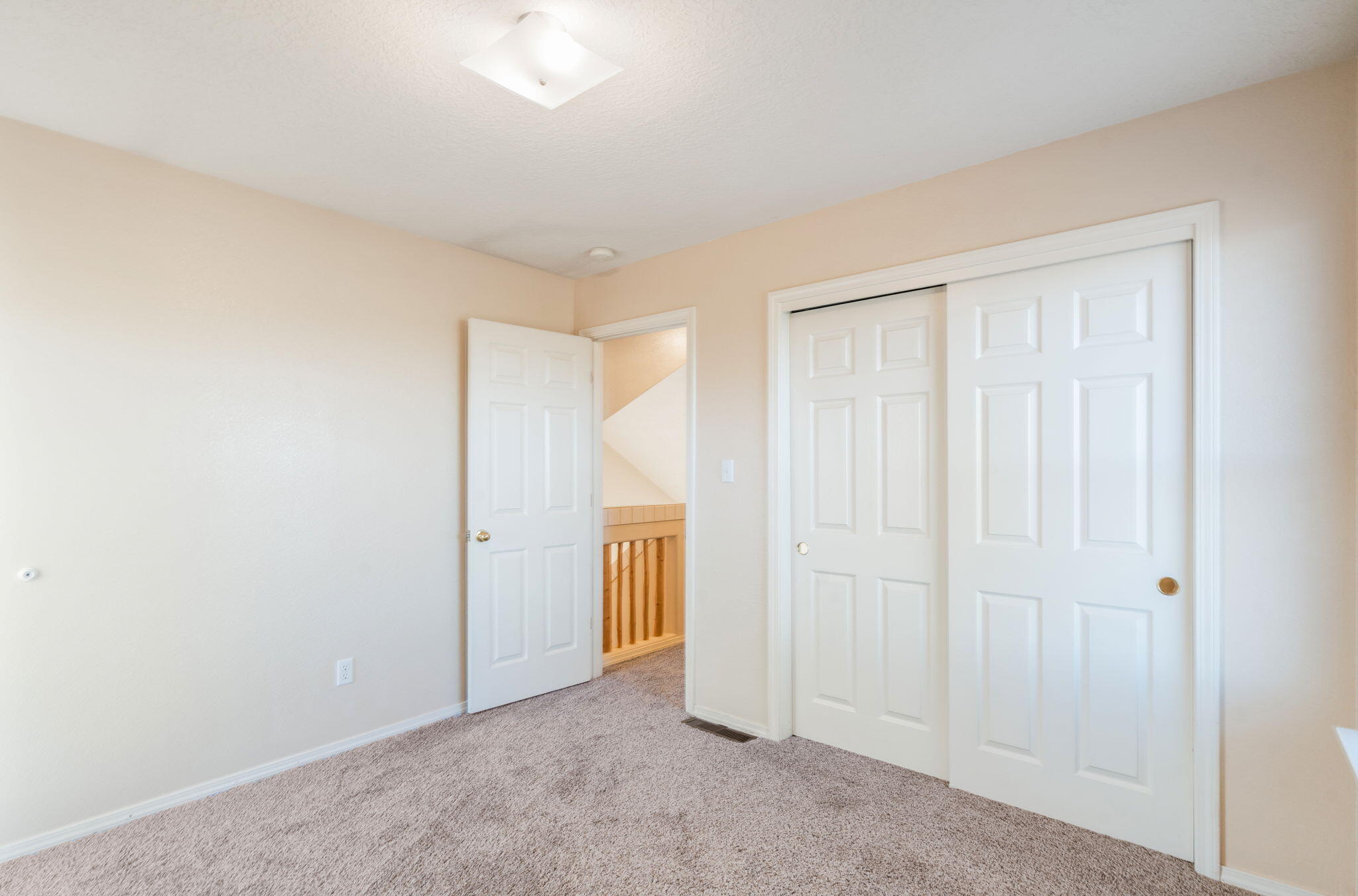 Photo 3 — 8 Starlight Acres Drive