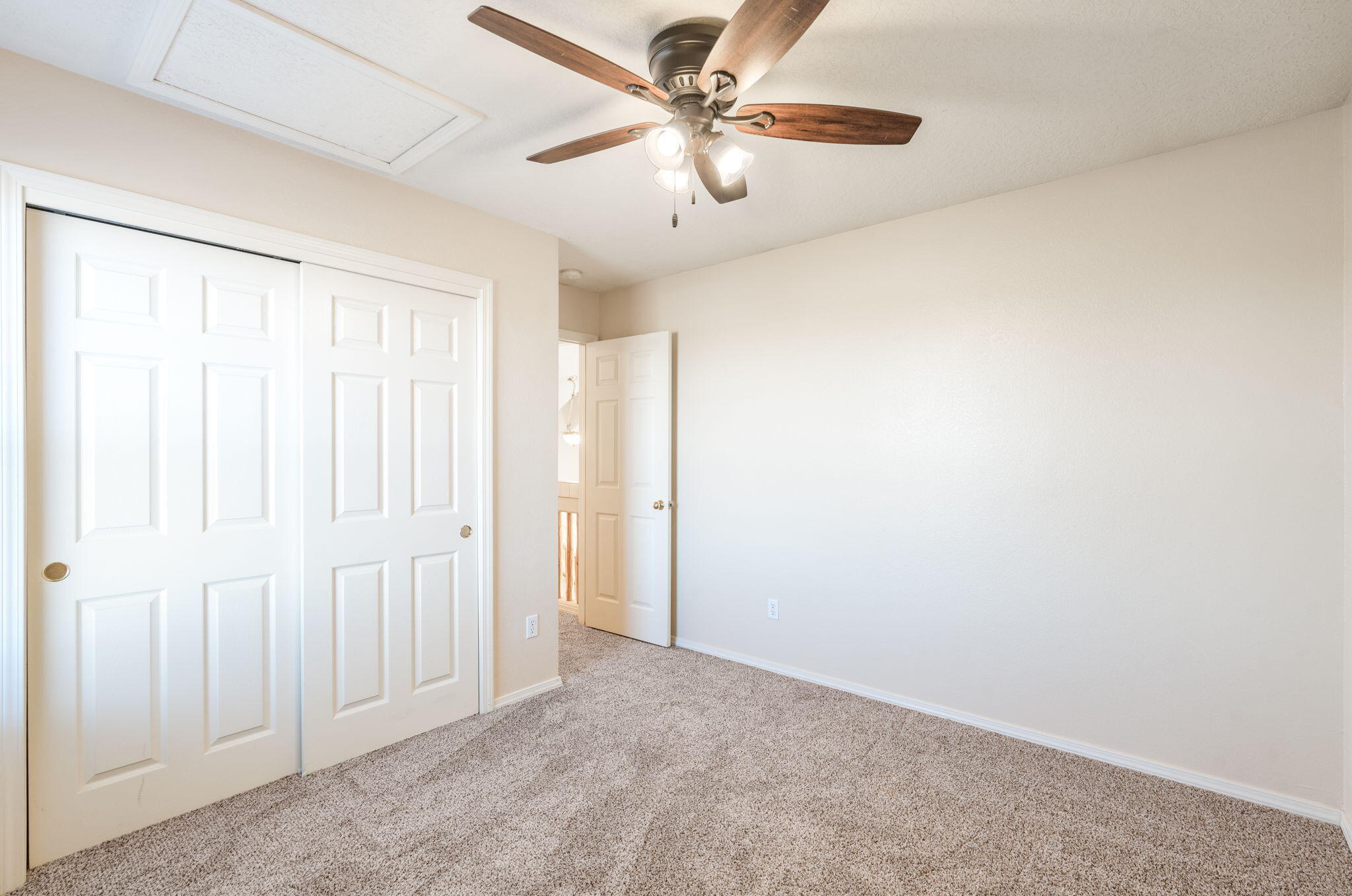 Photo 8 — 8 Starlight Acres Drive