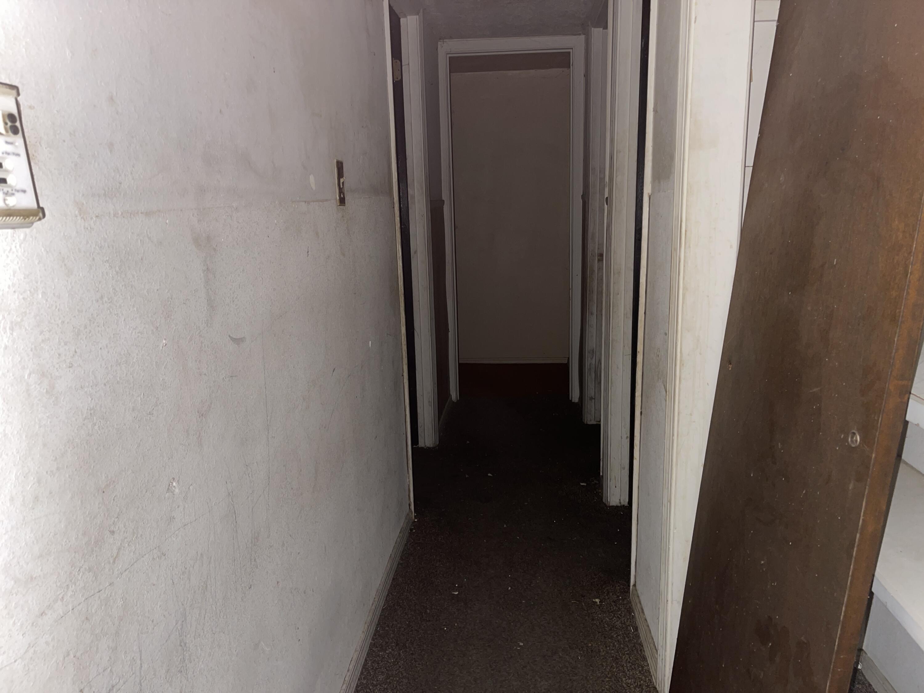Photo 5 — 2715 Bryan Court SW