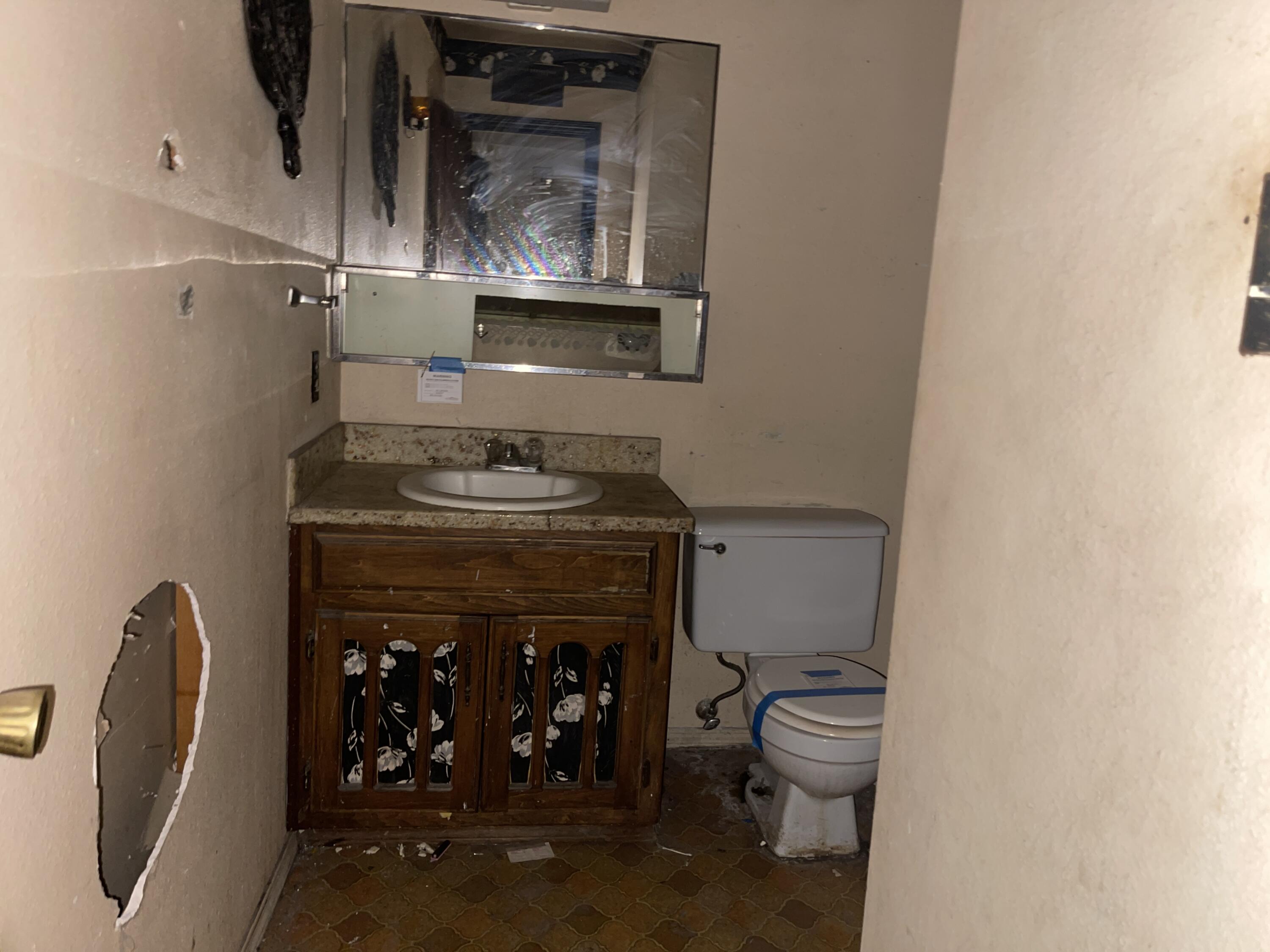 Photo 4 — 2715 Bryan Court SW