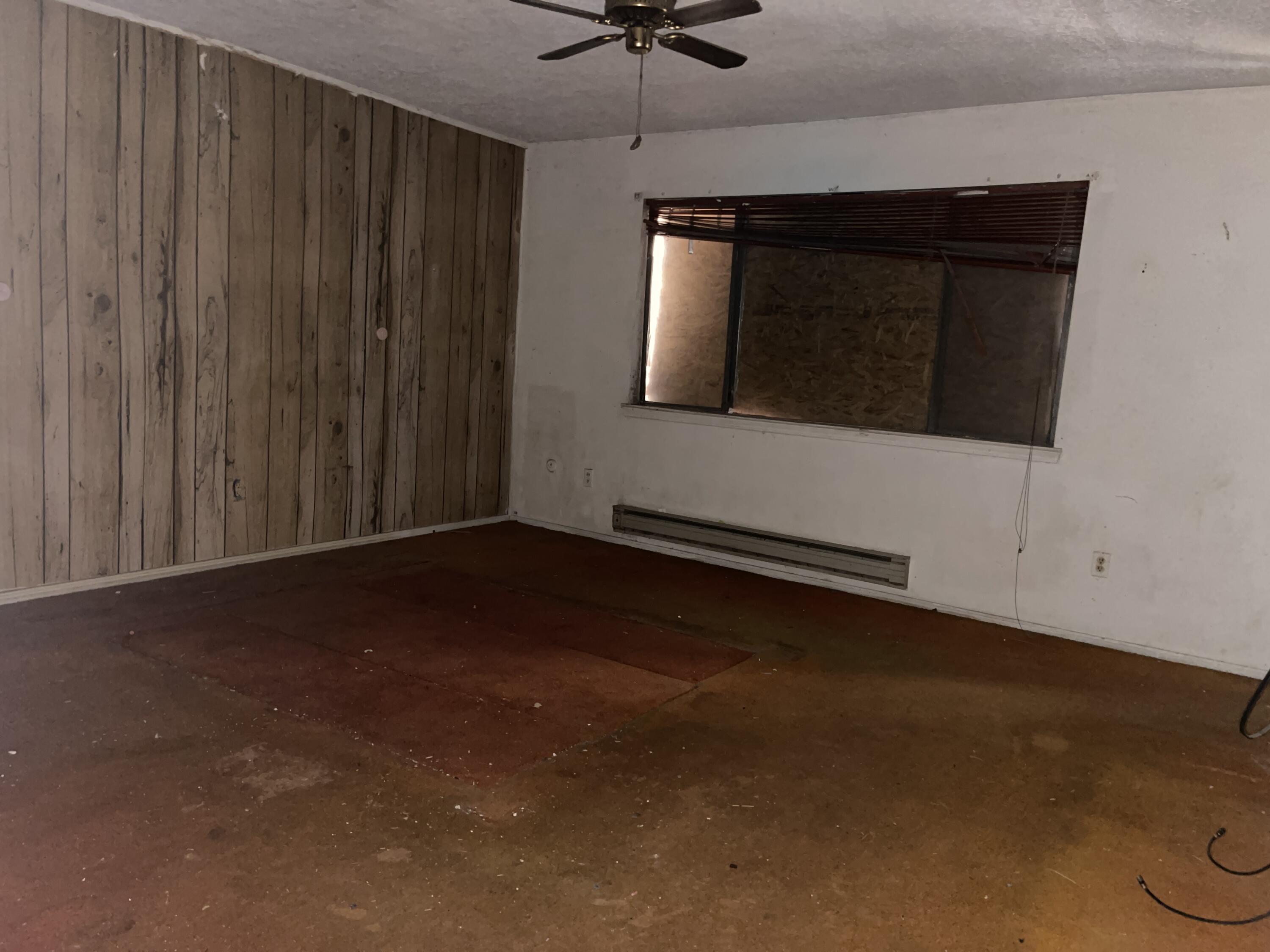 Photo 2 — 2715 Bryan Court SW