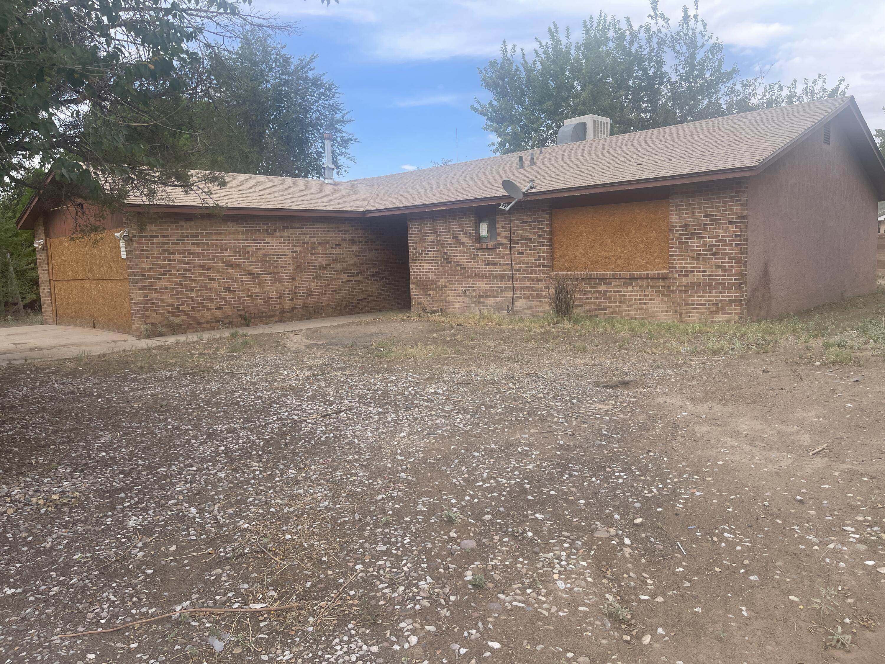 Photo 11 — 2715 Bryan Court SW