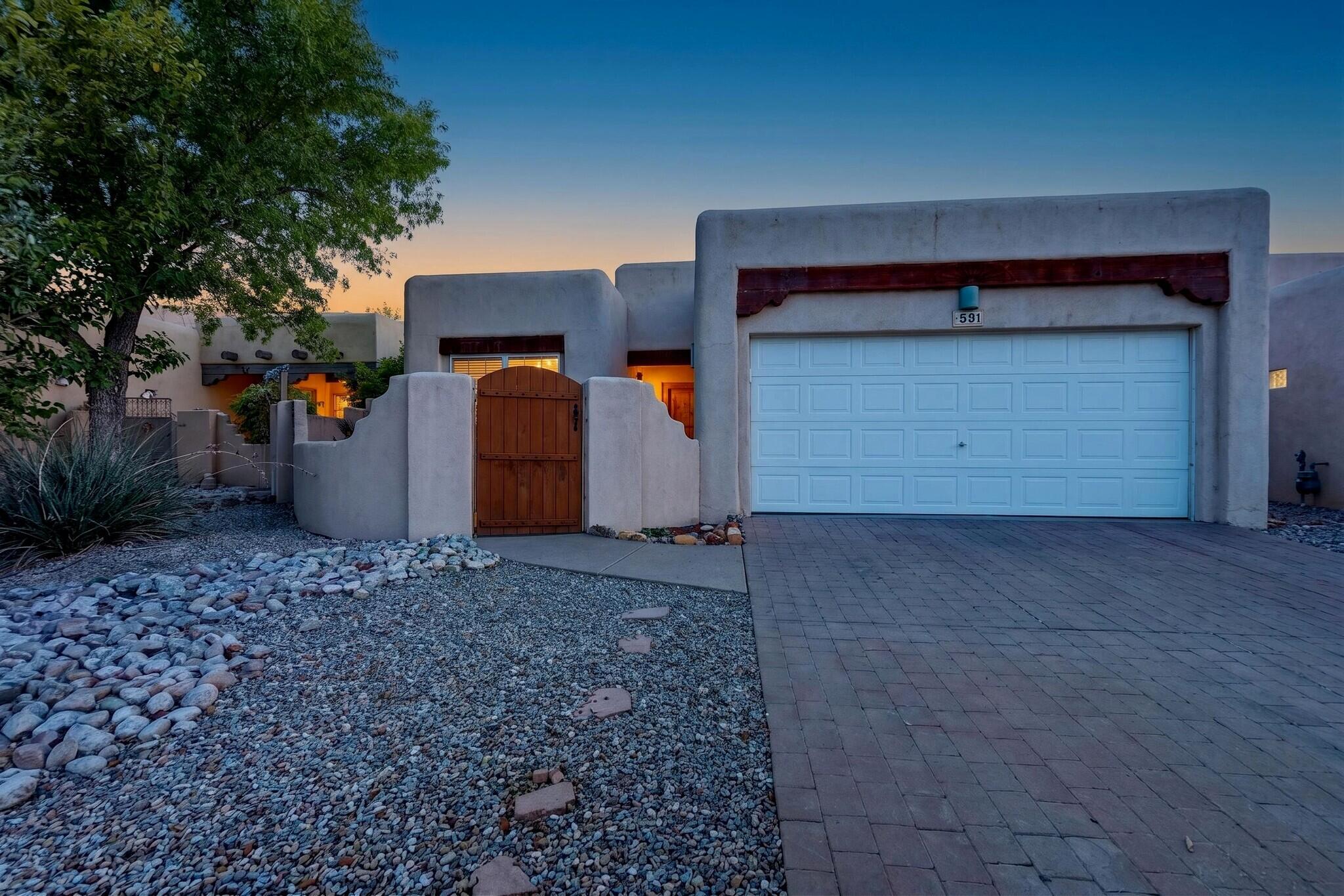 531 Via Patria SW, Albuquerque, NM 87121