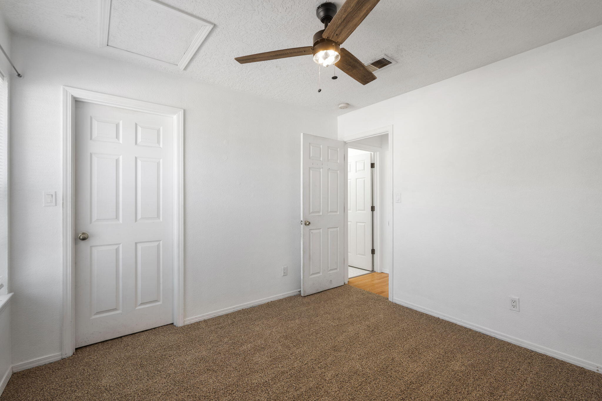 Photo 10 — 1412 Desert Bloom Avenue NW