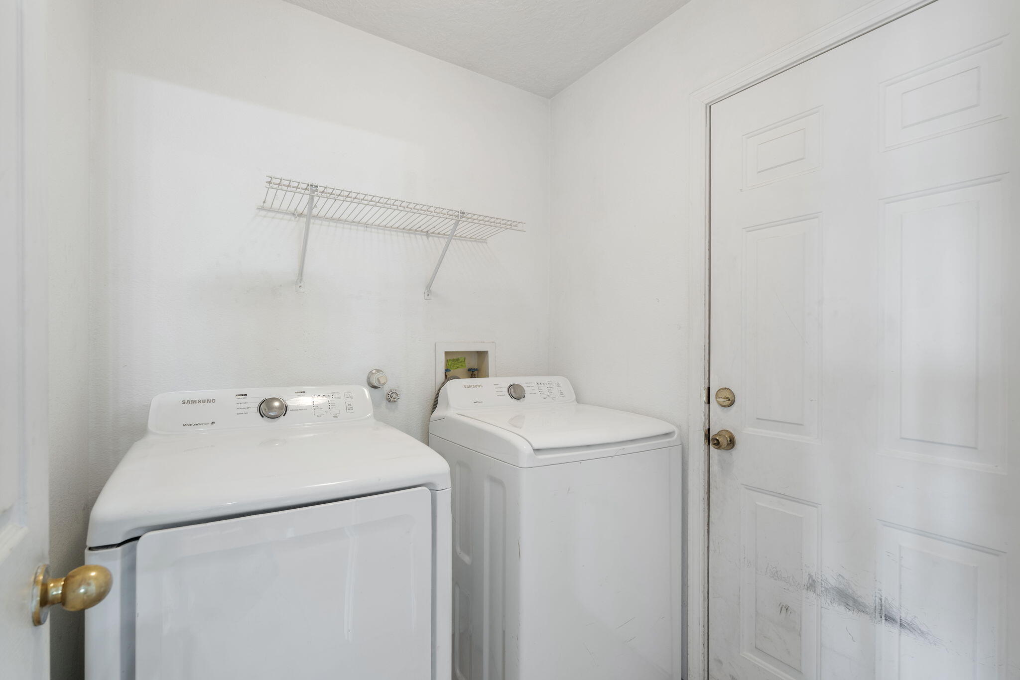 Photo 15 — 1412 Desert Bloom Avenue NW