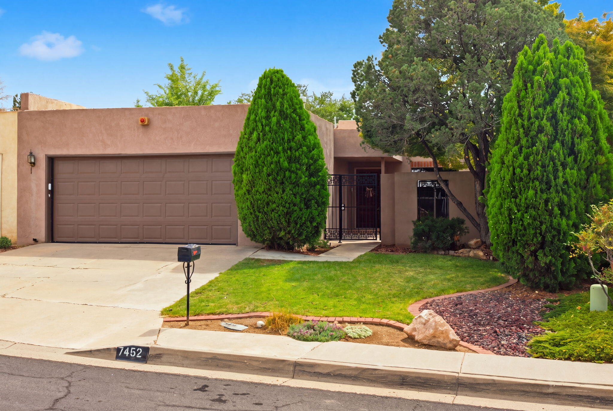 7452 Burlison Drive NE