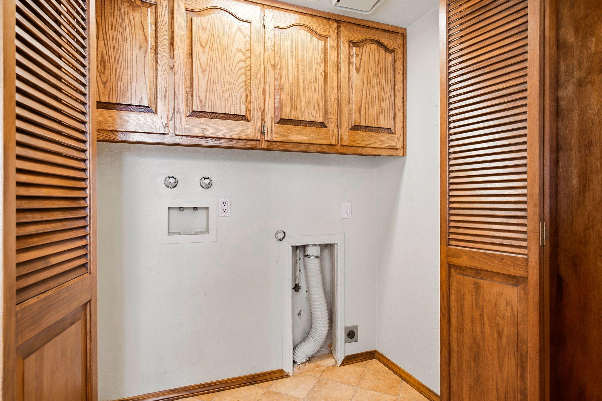 Photo 19 — 7452 Burlison Drive NE
