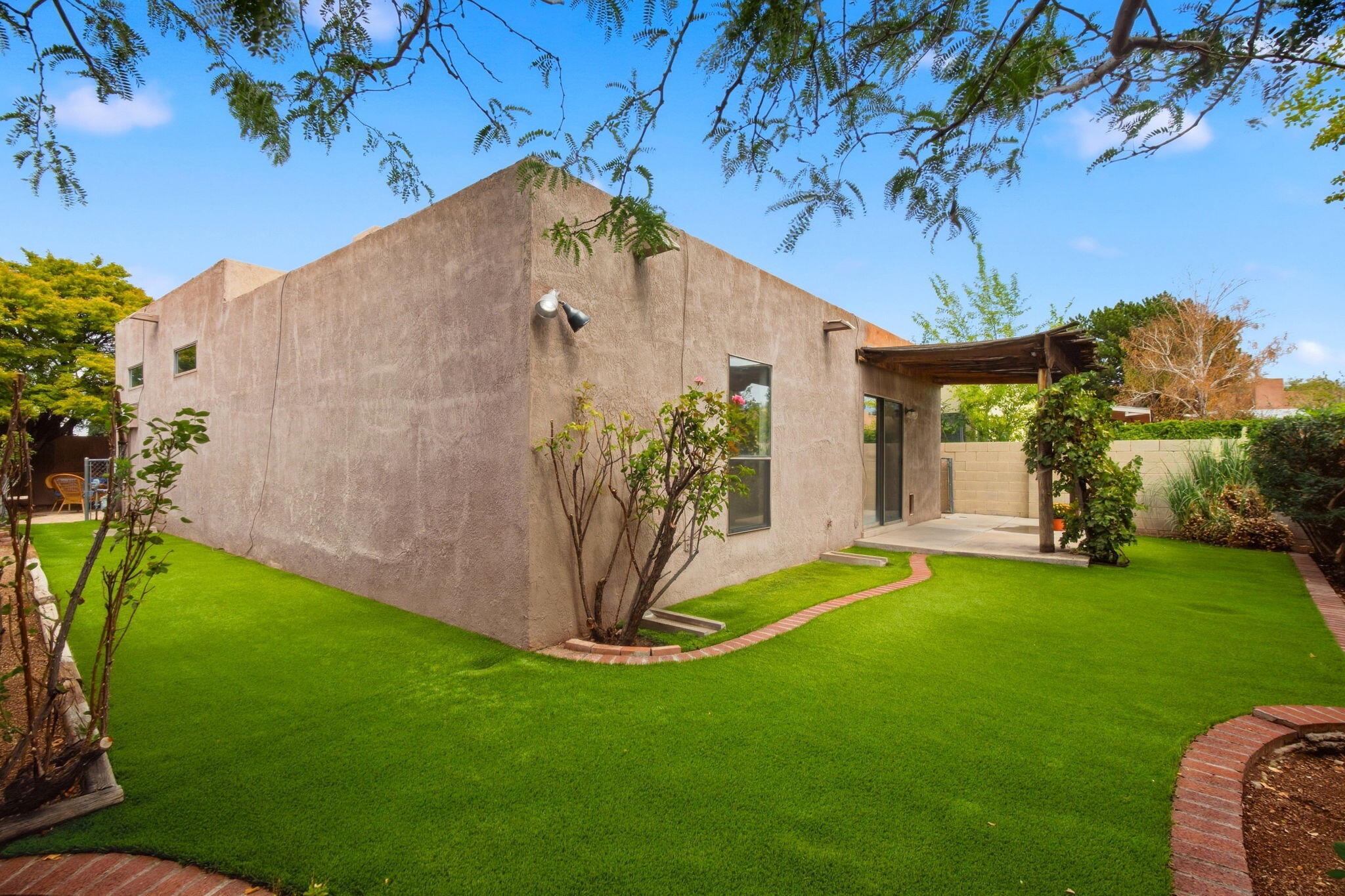 Photo 5 — 7452 Burlison Drive NE