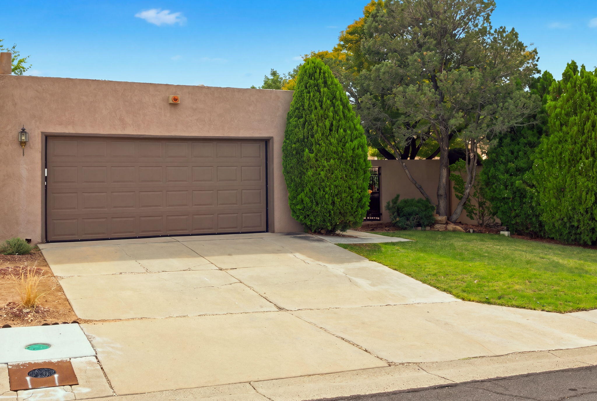 Photo 2 — 7452 Burlison Drive NE