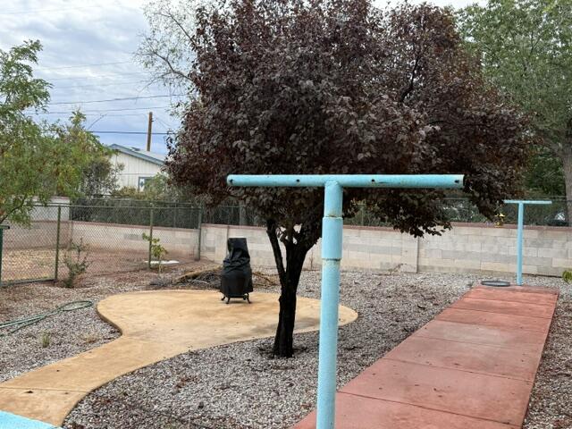 Photo 2 — 1804 Cornell Drive SE