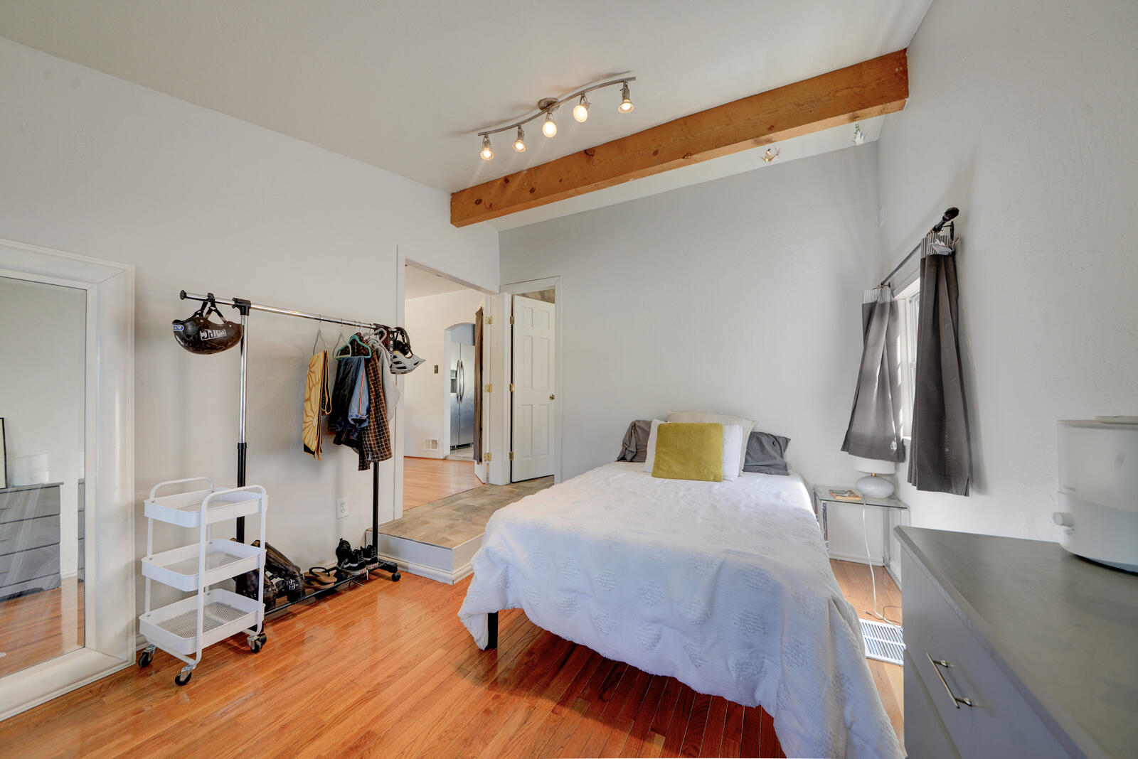 Photo 20 — 432 Montclaire Drive SE