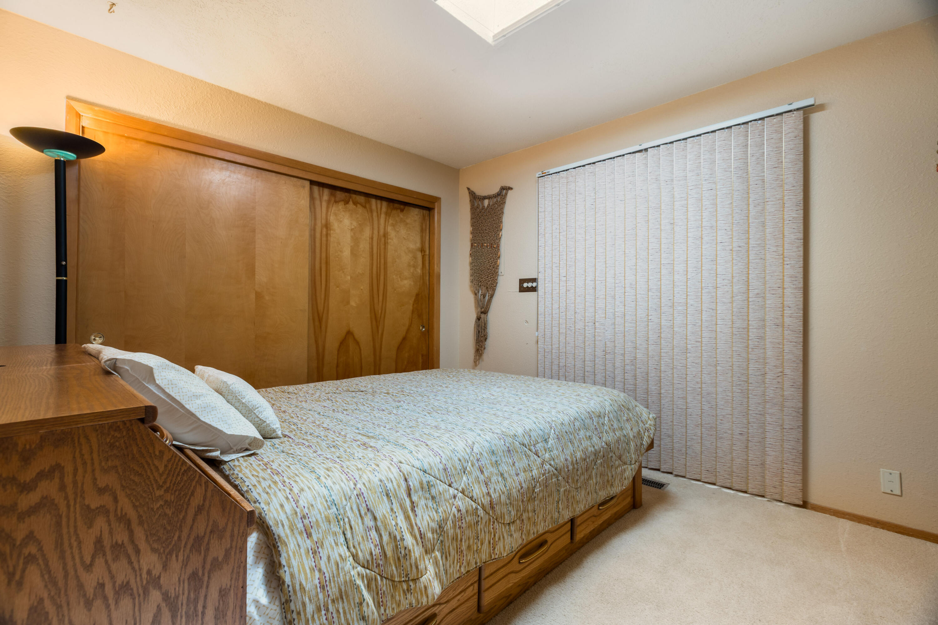 Photo 10 — 4912 Simon Drive NW